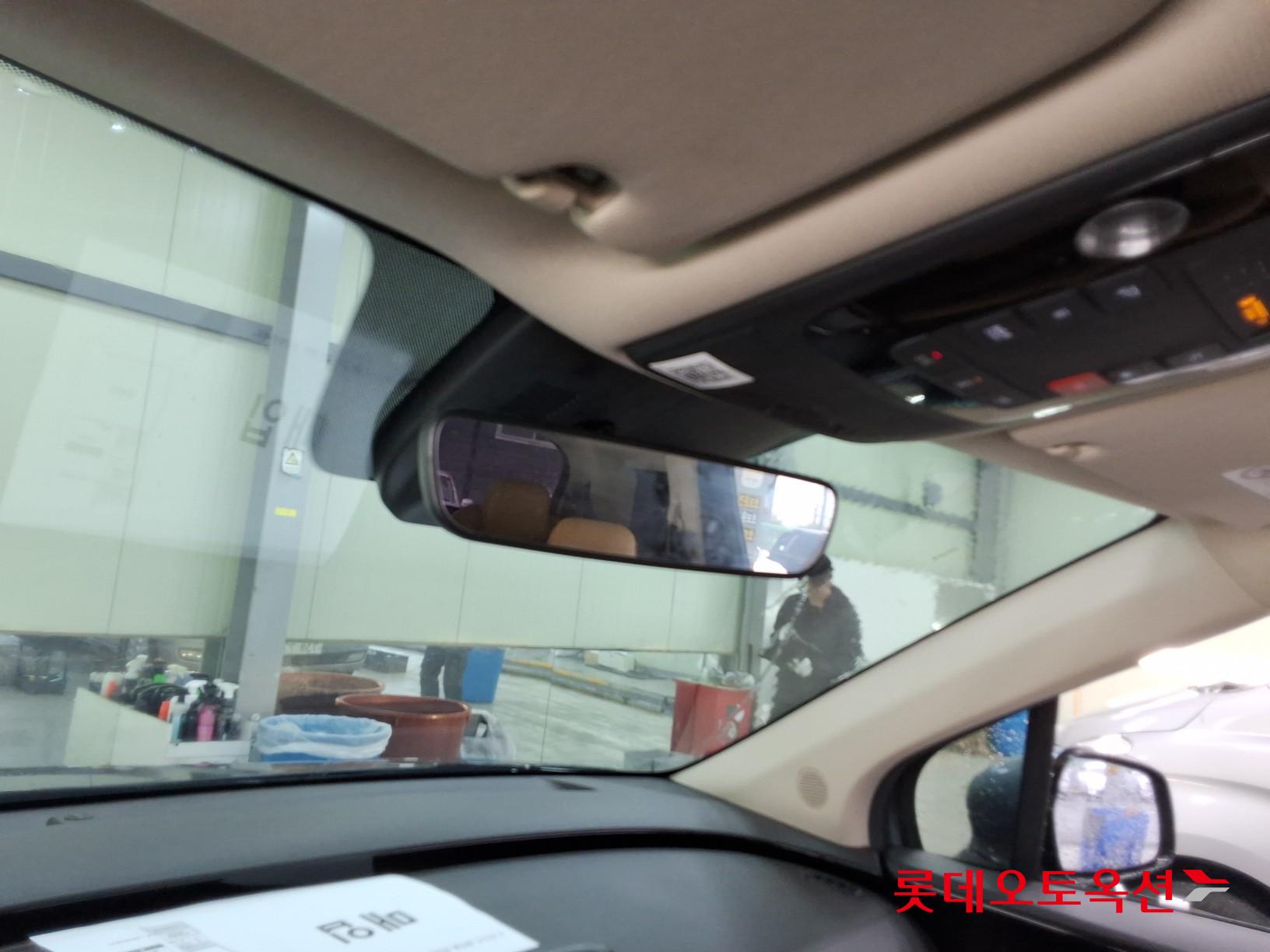 Kia Carnival id 3809955 из Кореи 32