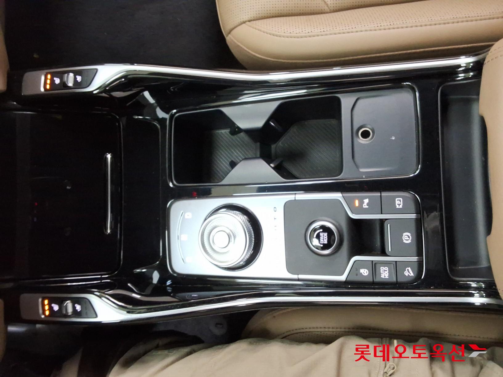 Kia Sorento 2024 - Image 32