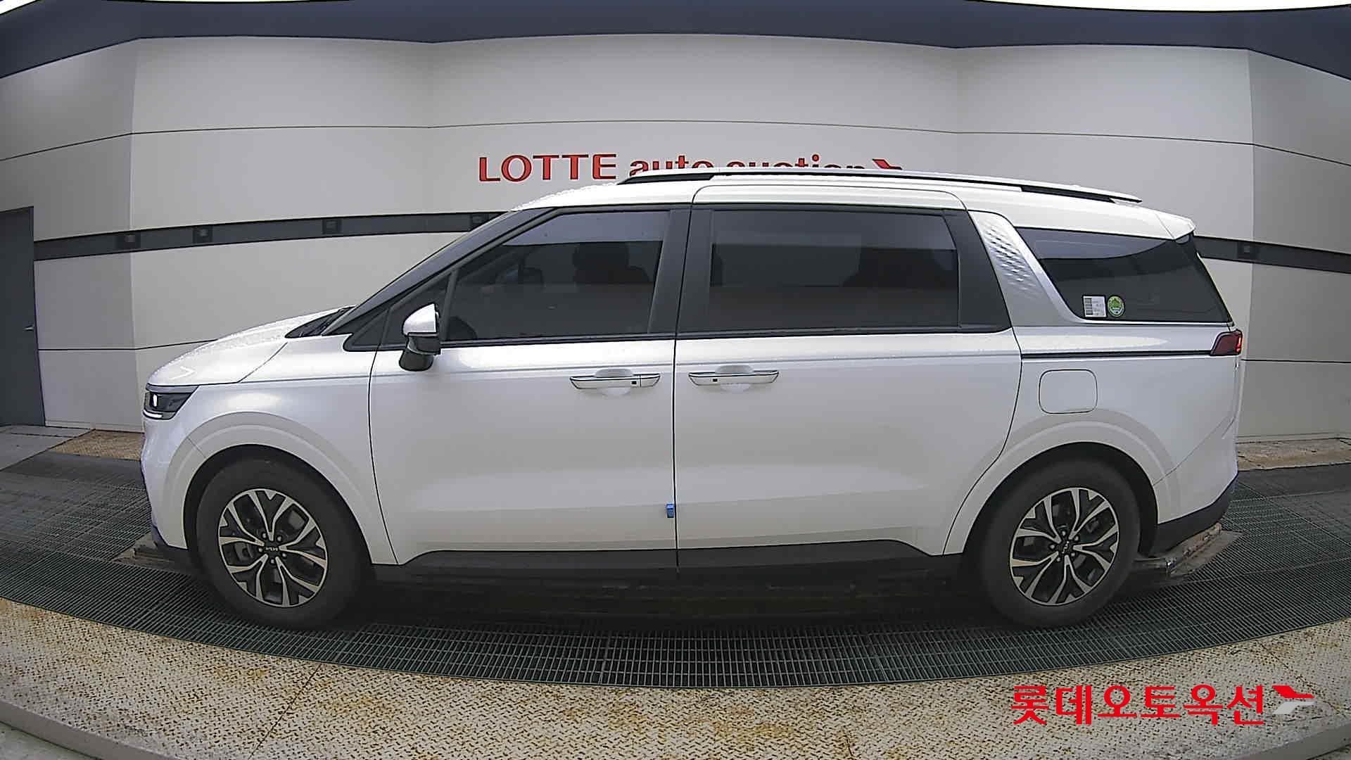 Kia Carnival id 3816447 из Кореи 7