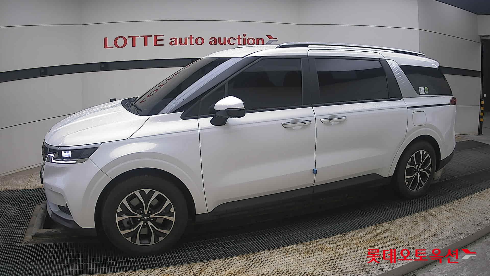 Kia Carnival id 3816447 из Кореи 12