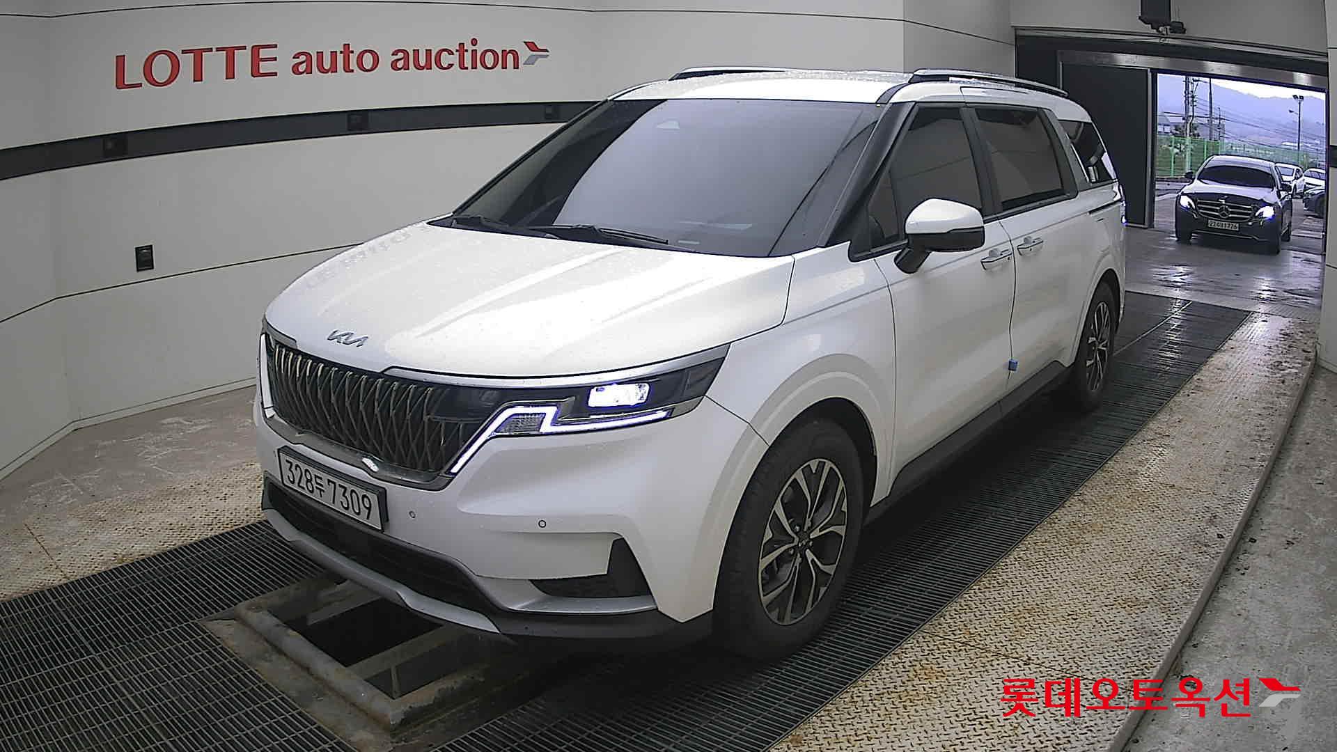 Kia Carnival id 3816447 из Кореи 14