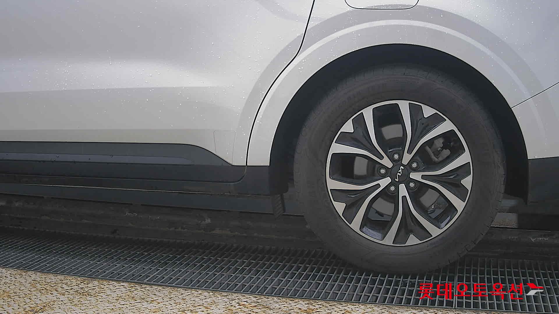 Kia Carnival id 3816447 из Кореи 22