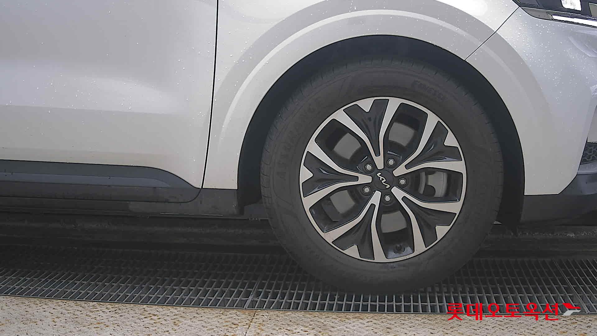 Kia Carnival id 3816447 из Кореи 23