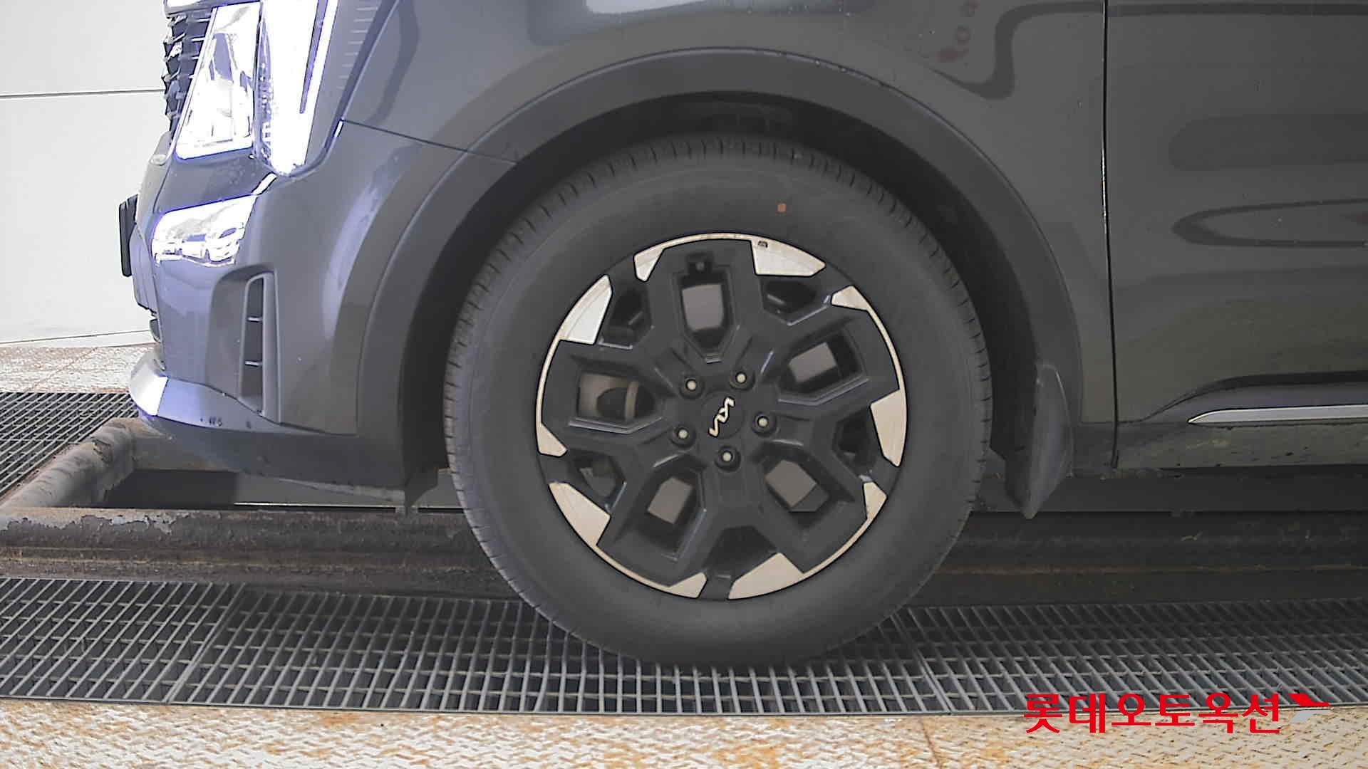 Kia Sorento id 3816455 из Кореи 21