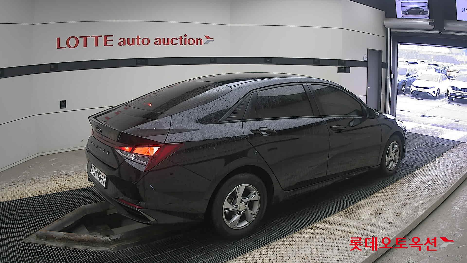 Hyundai Avante id 3809860 из Кореи 19