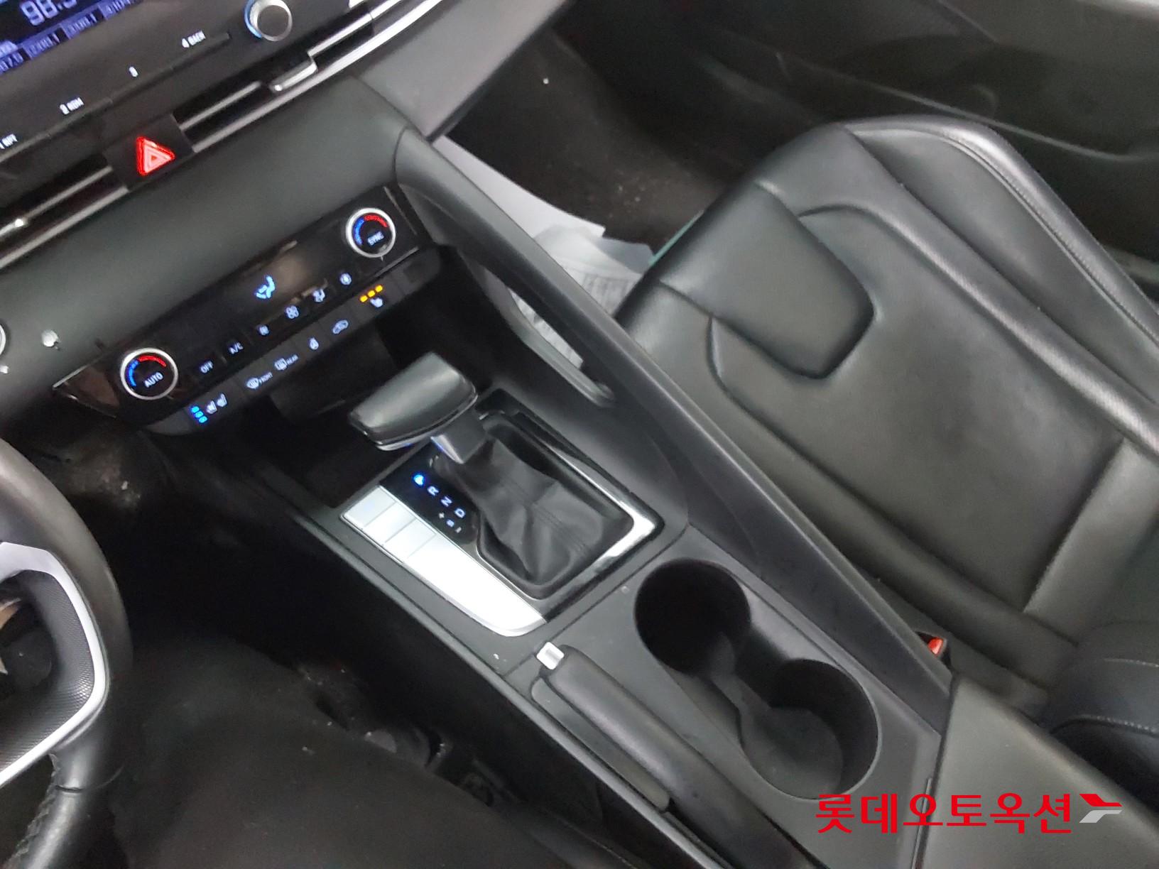 Hyundai Avante id 3809860 из Кореи 33