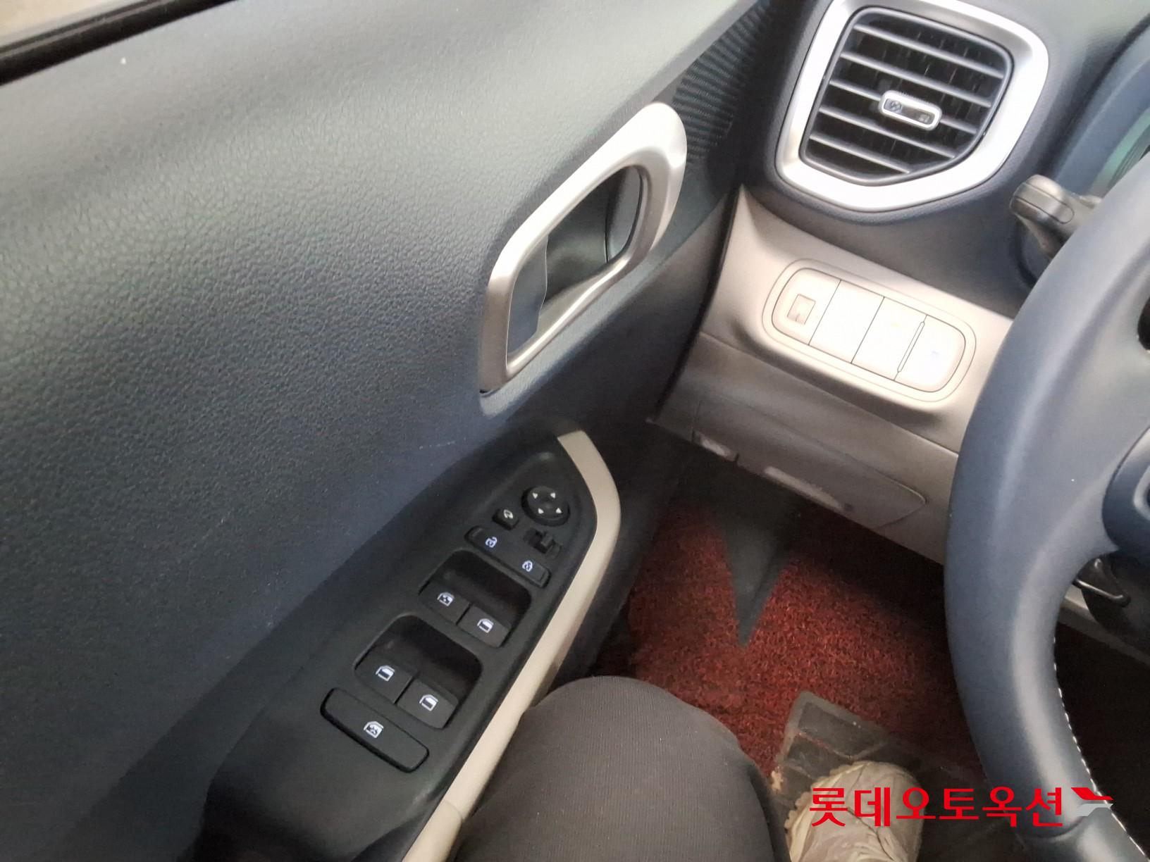 Hyundai Venue id 3816313 из Кореи 28