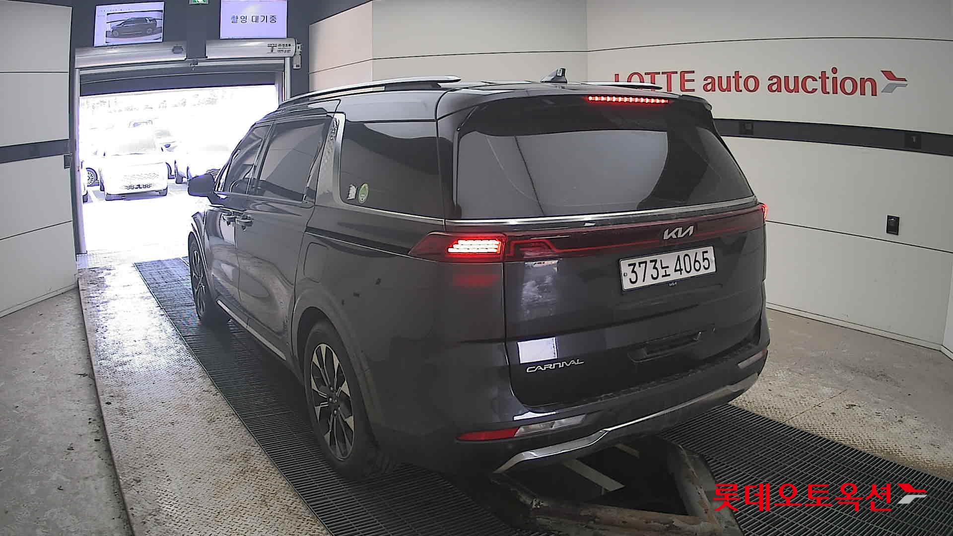 Kia Carnival id 3803759 из Кореи 9