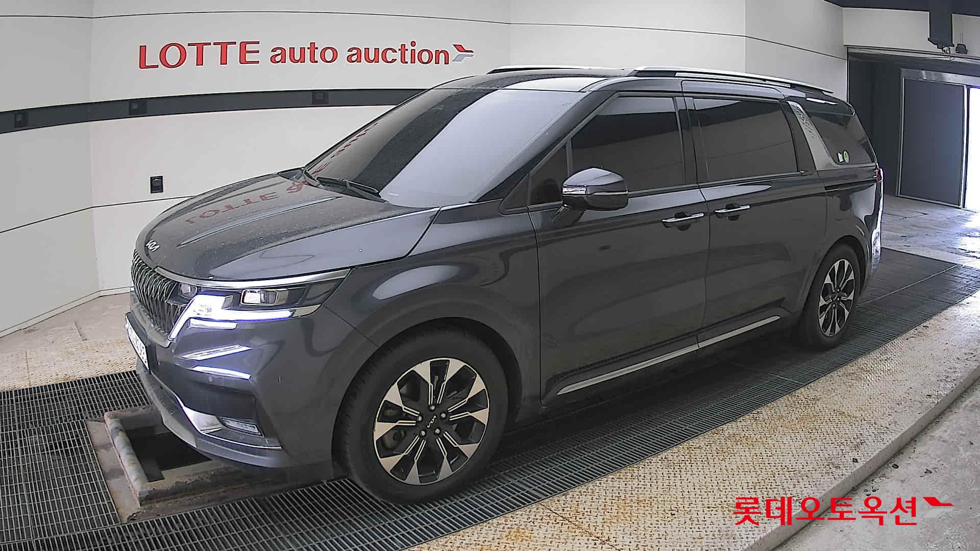 Kia Carnival id 3803759 из Кореи 13