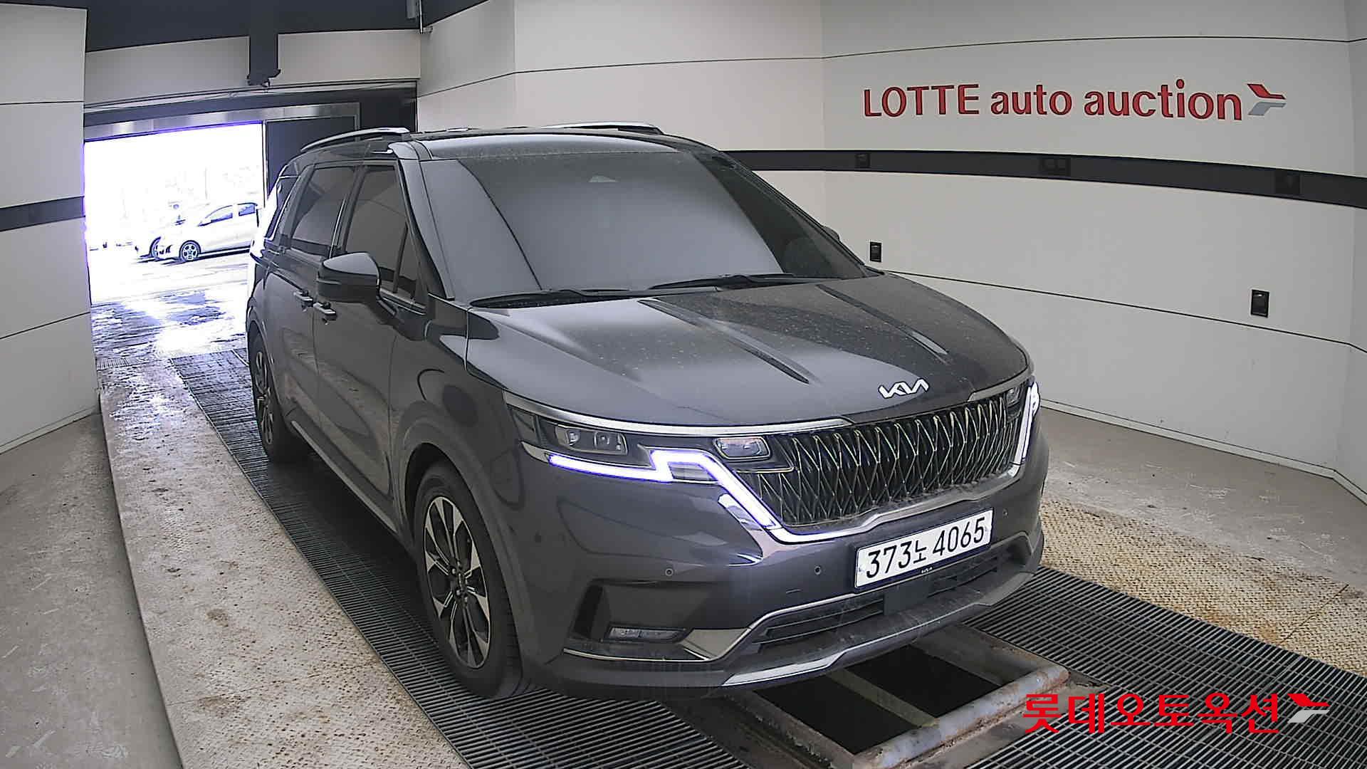 Kia Carnival id 3803759 из Кореи 15