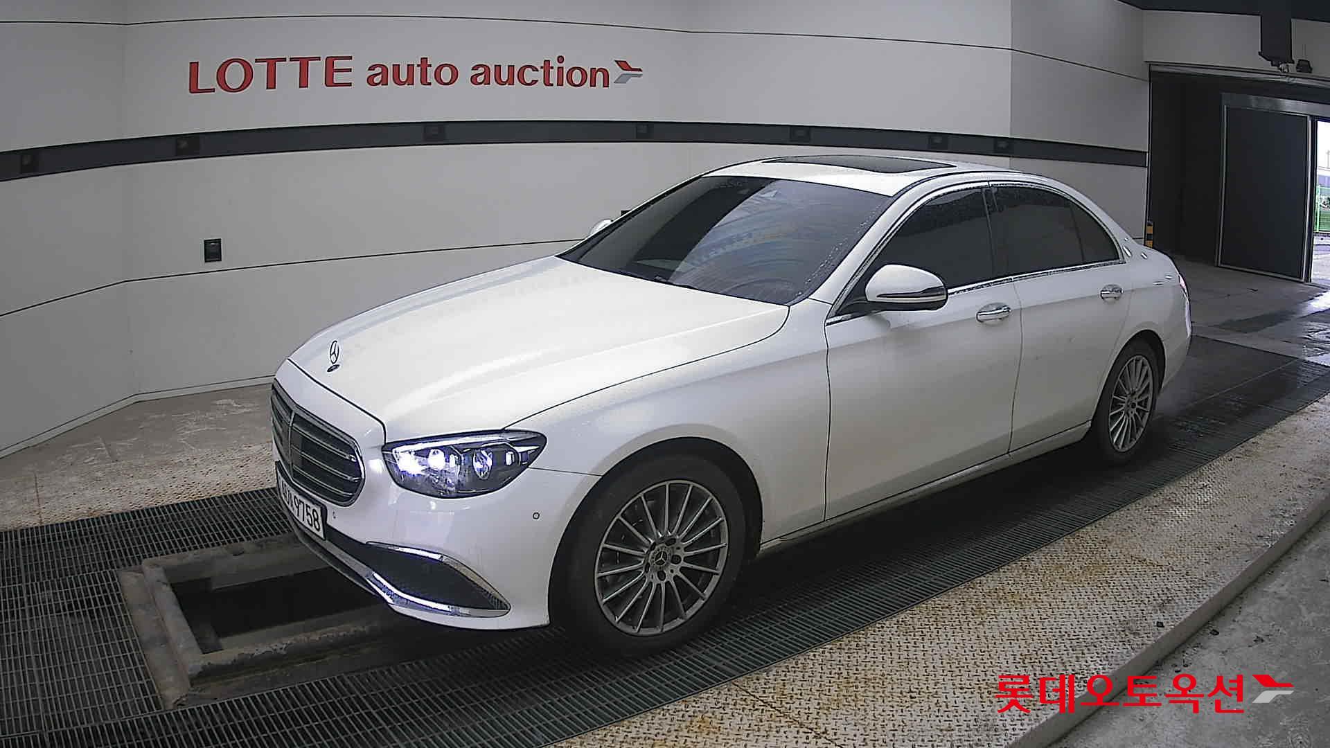 Mercedes-Benz Mercedes-Benz E250 id 3809829 из Кореи 13