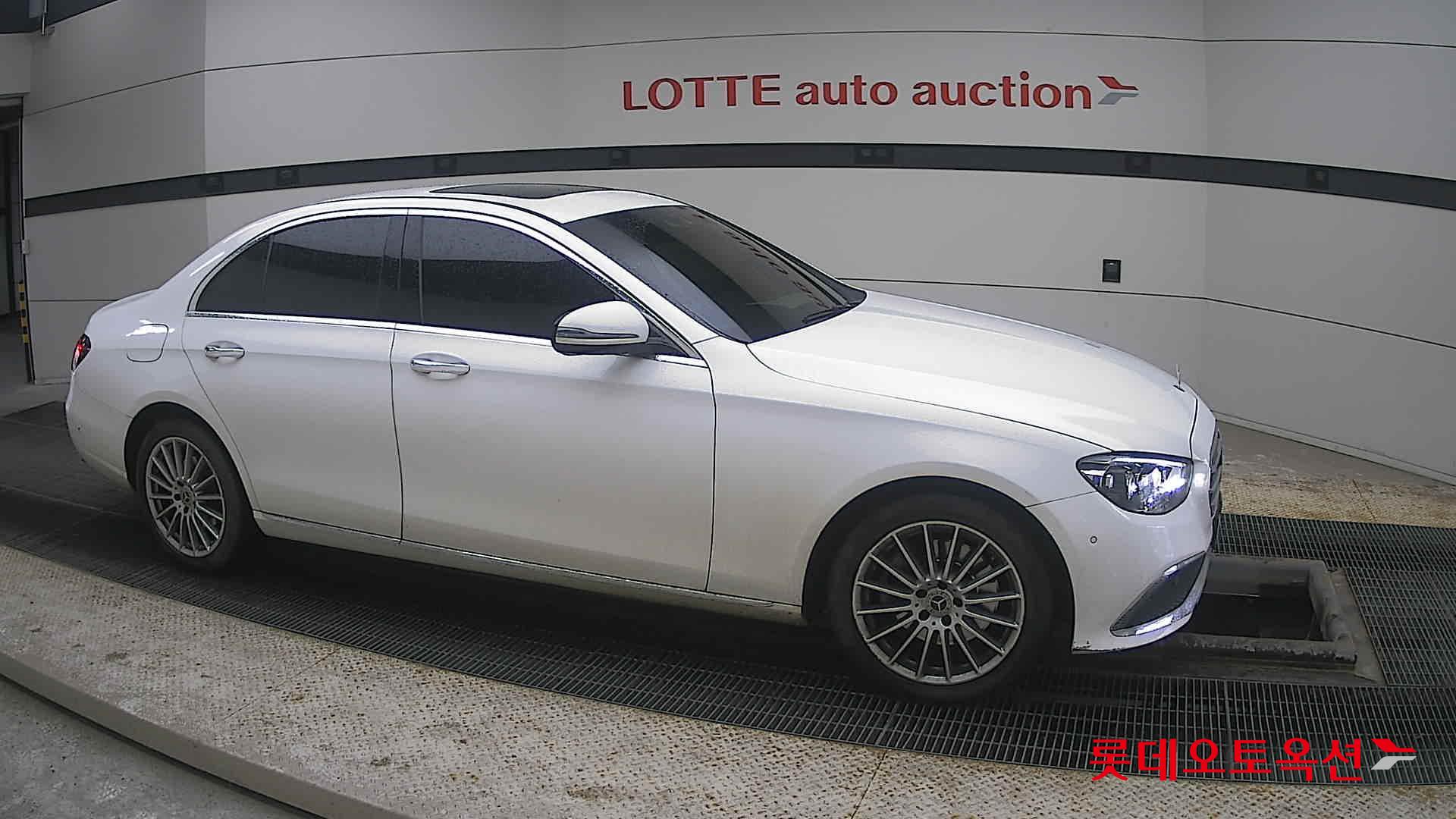 Mercedes-Benz Mercedes-Benz E250 id 3809829 из Кореи 17