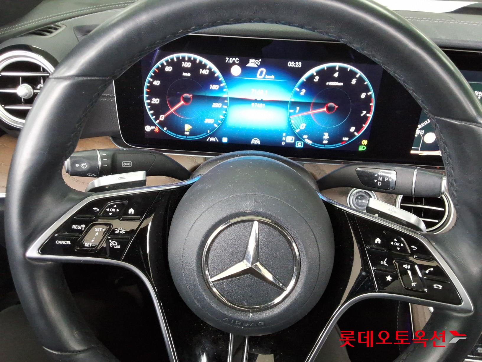 Mercedes-Benz Mercedes-Benz E250 id 3809829 из Кореи 29