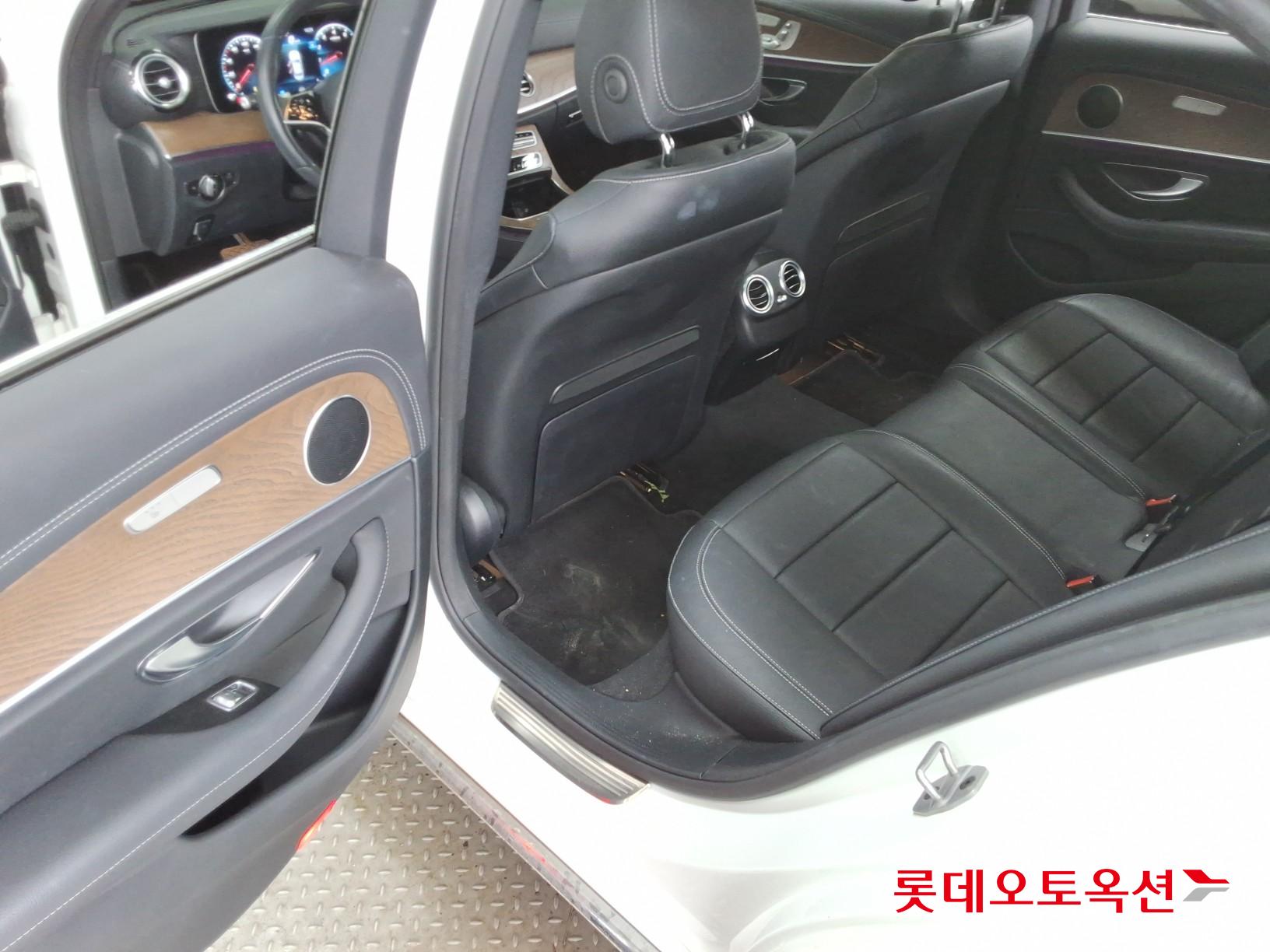 Mercedes-Benz Mercedes-Benz E250 id 3809829 из Кореи 37