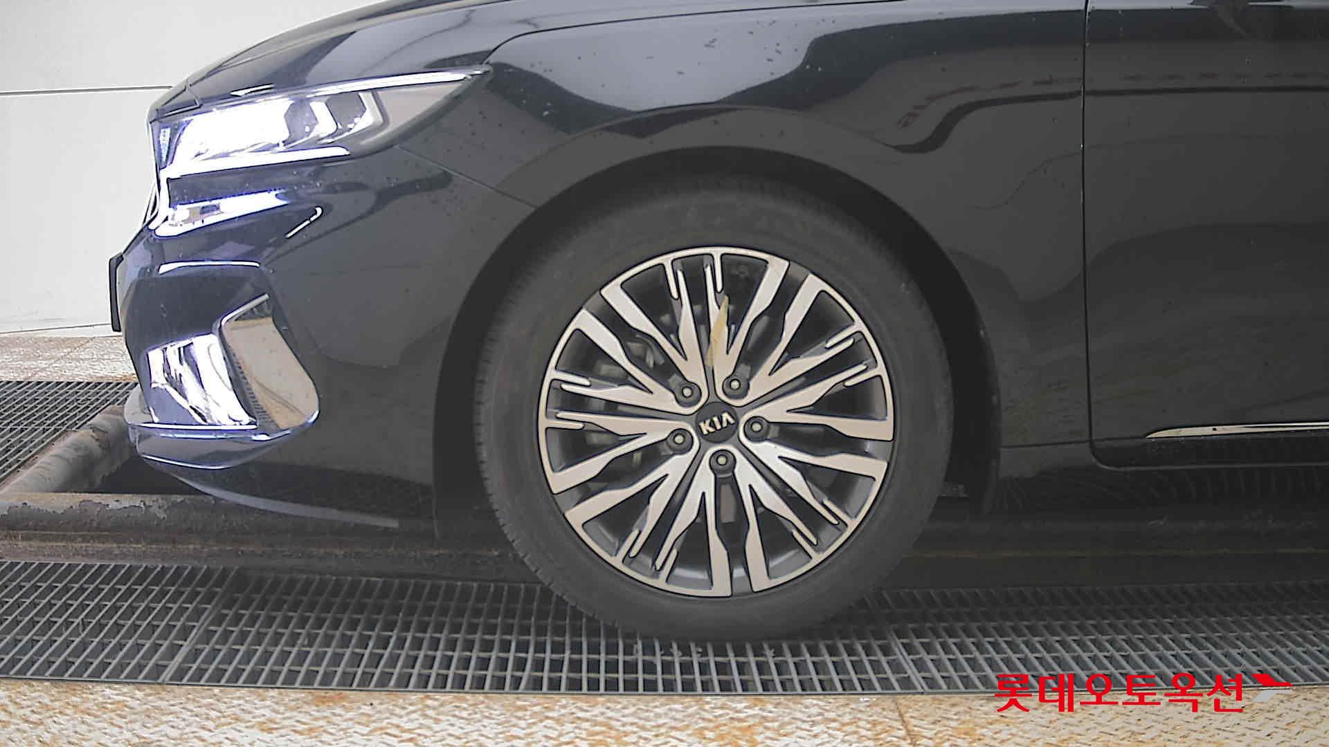 Kia K7 id 3816380 из Кореи 21