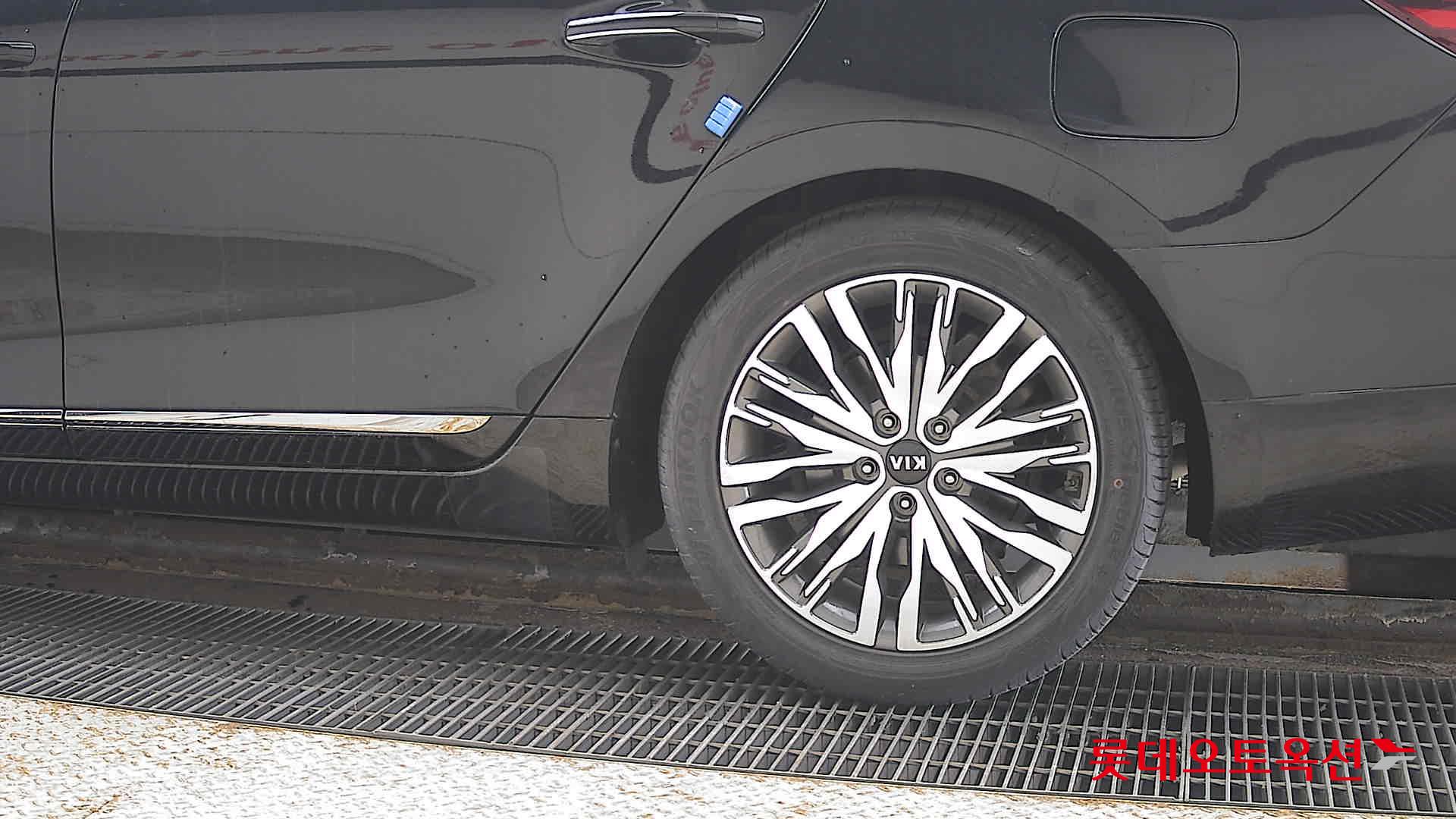 Kia K7 id 3816380 из Кореи 22