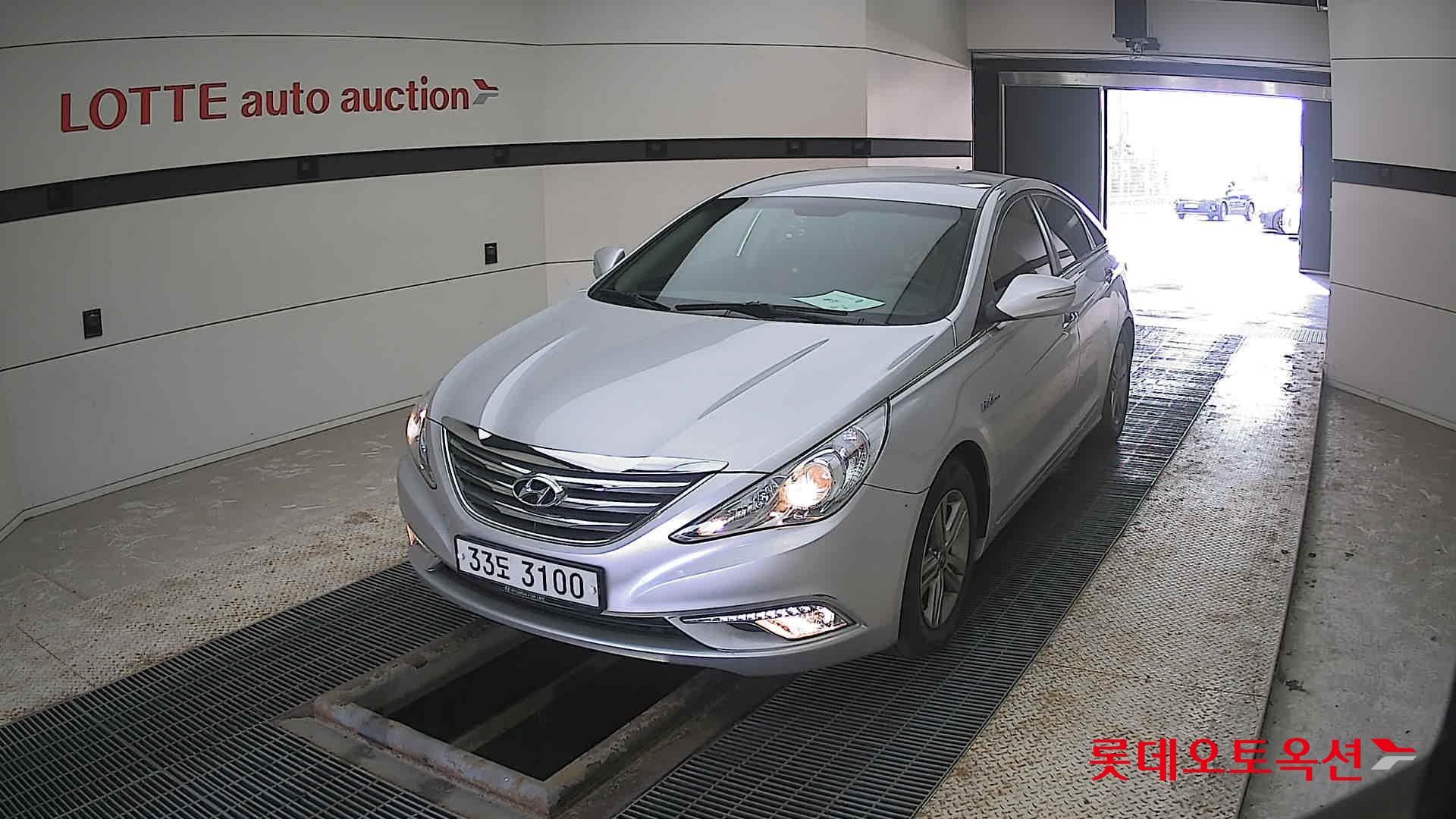 هيونداي سوناتا 2014 - صورة 10