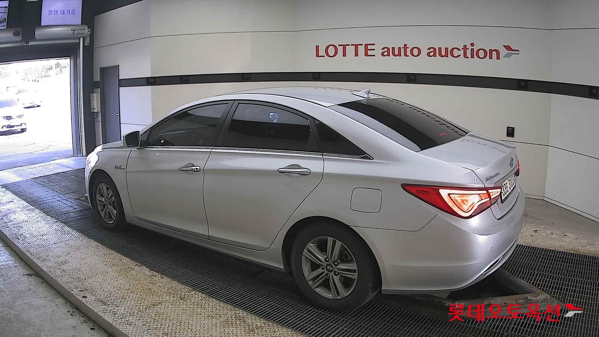 هيونداي سوناتا 2014 - صورة 15