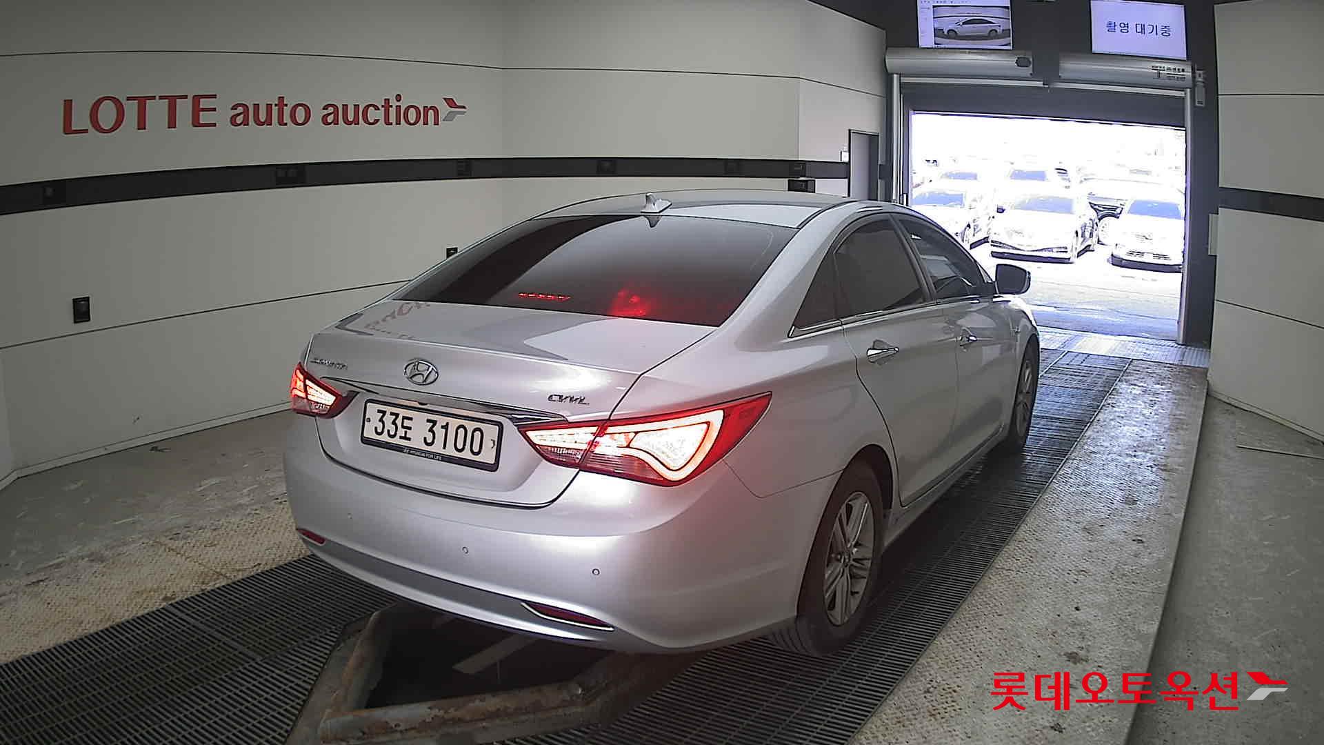 هيونداي سوناتا 2014 - صورة 18