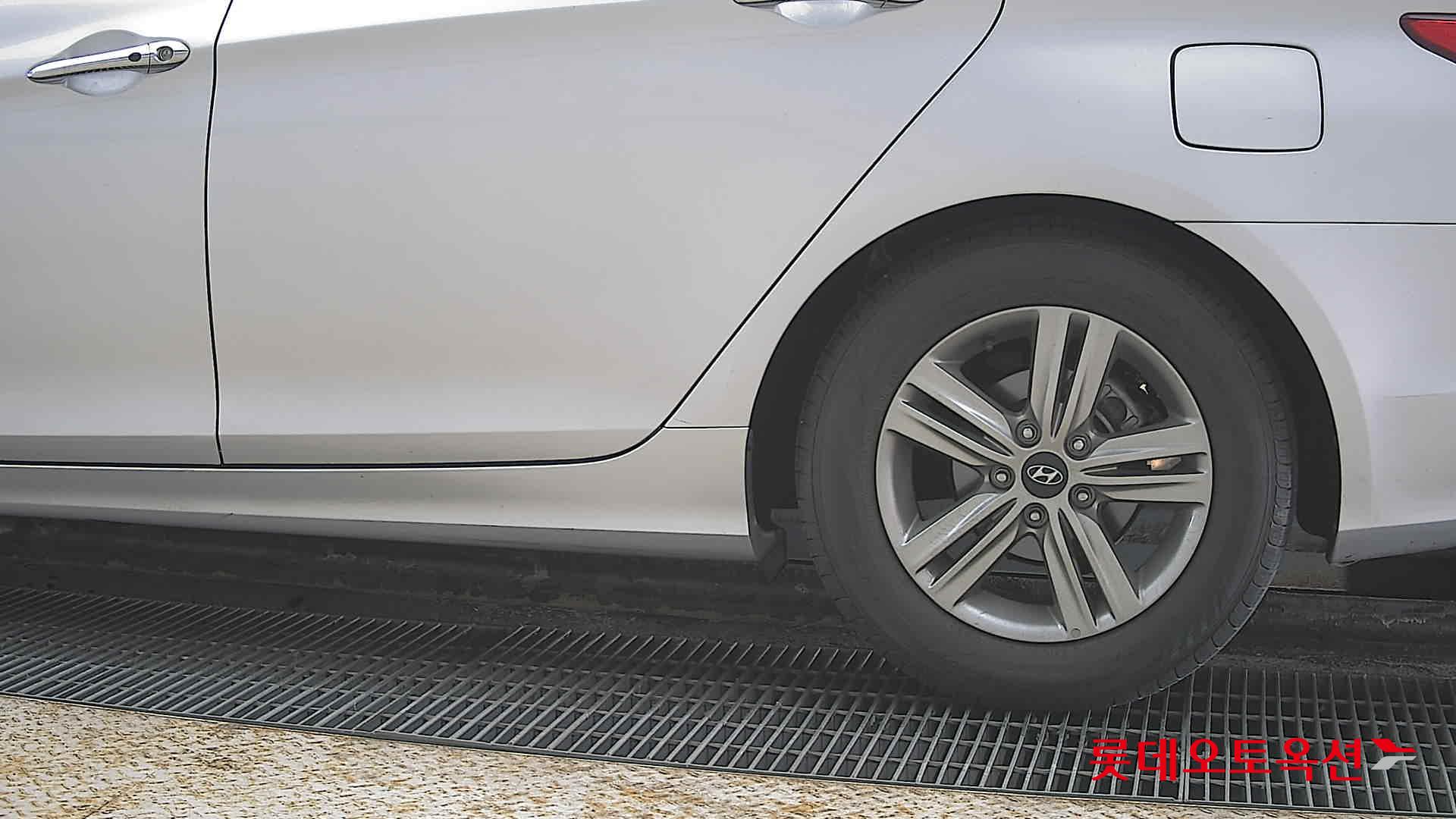 هيونداي سوناتا 2014 - صورة 26