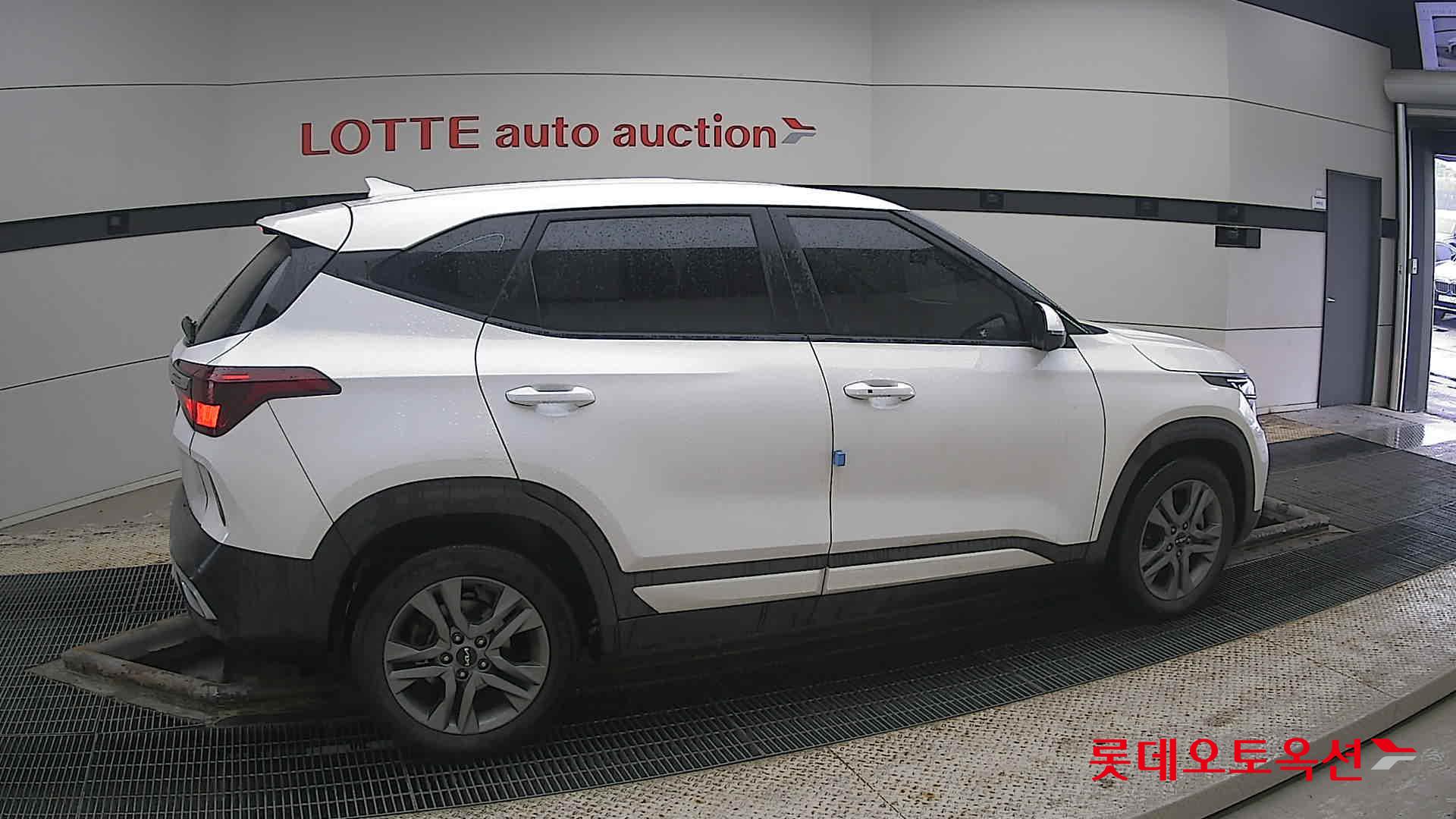Kia Seltos id 3809942 из Кореи 18