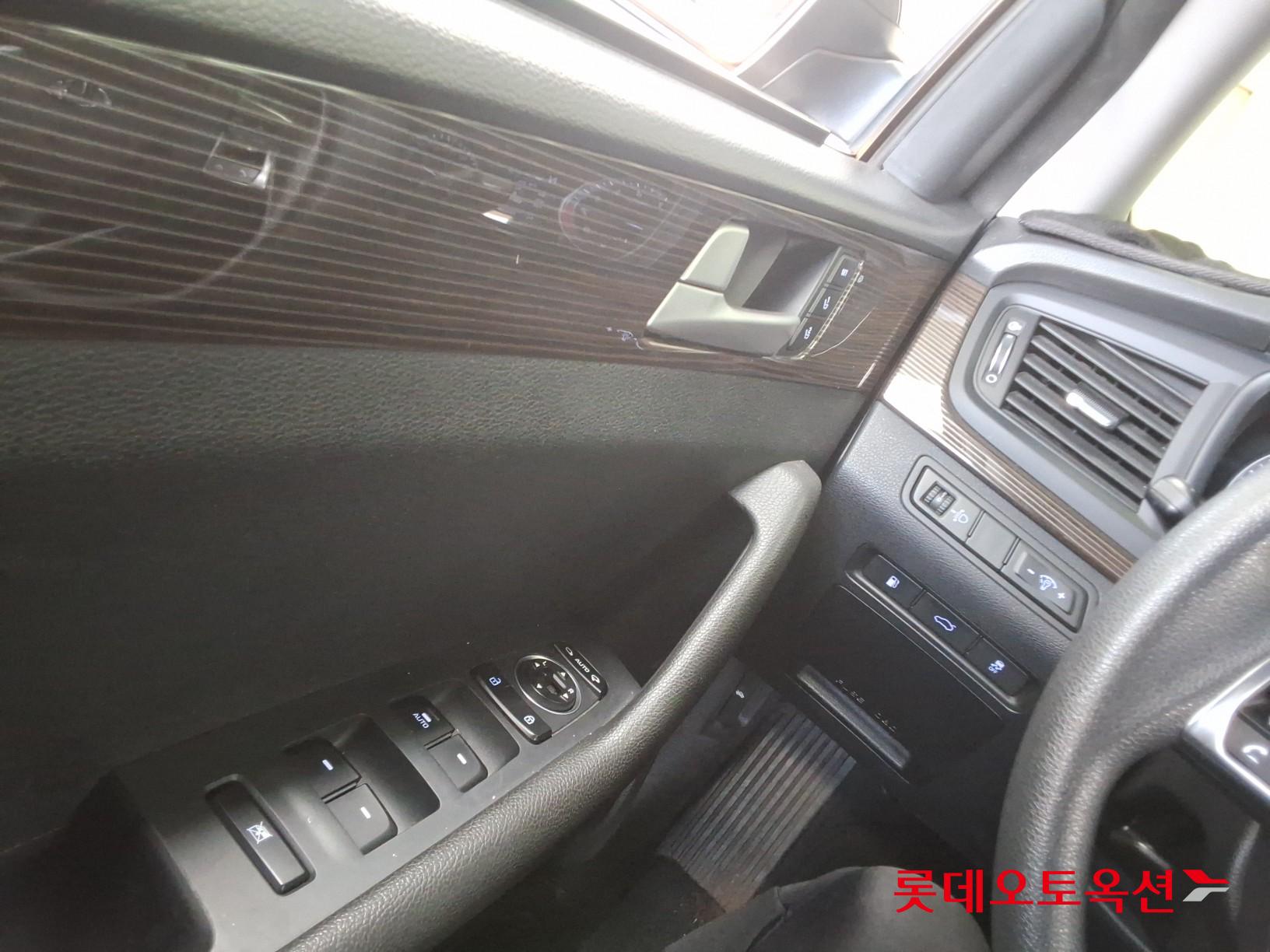 Hyundai Sonata id 3822889 из Кореи 28