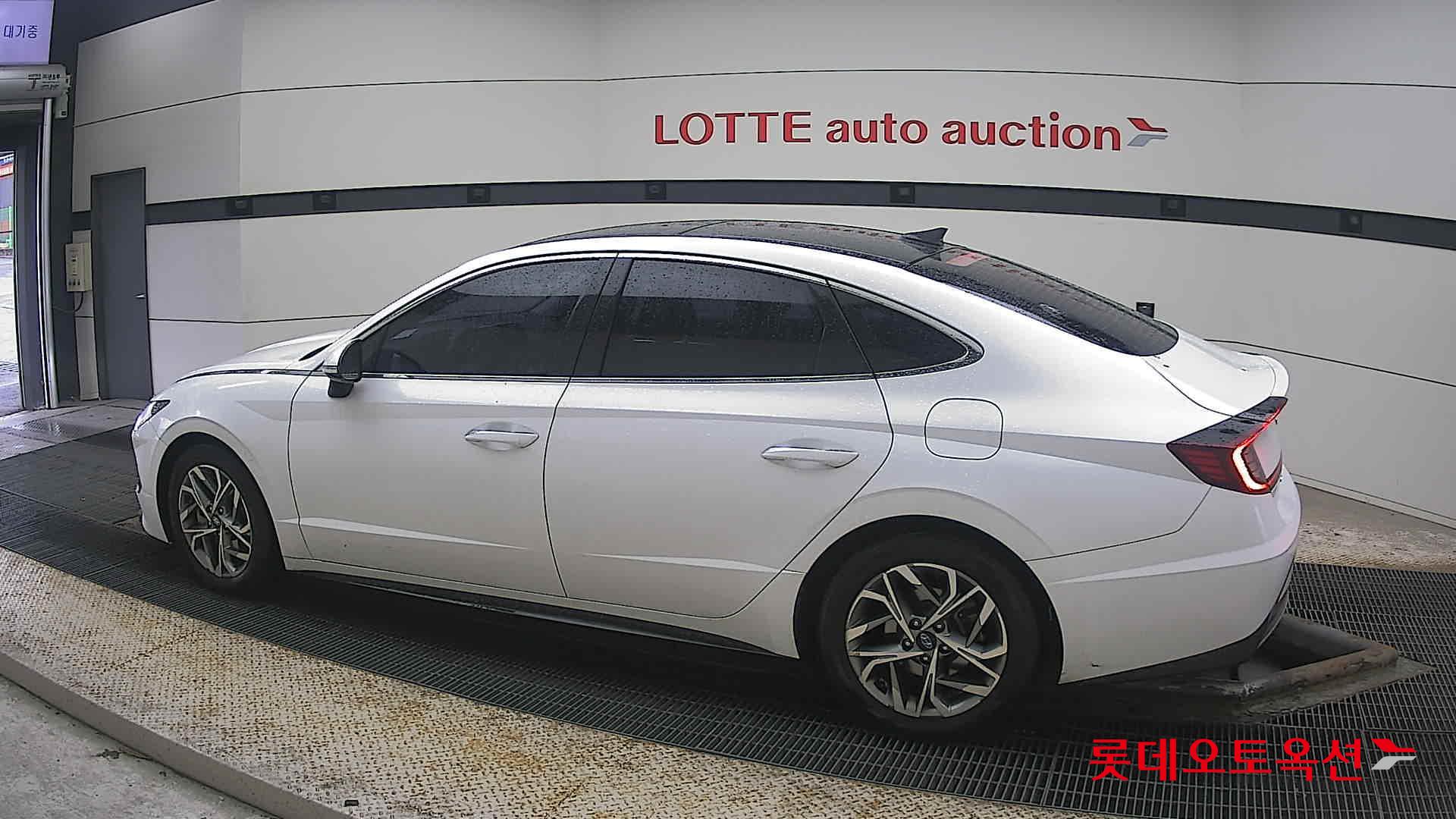 Hyundai Sonata id 3809906 из Кореи 11