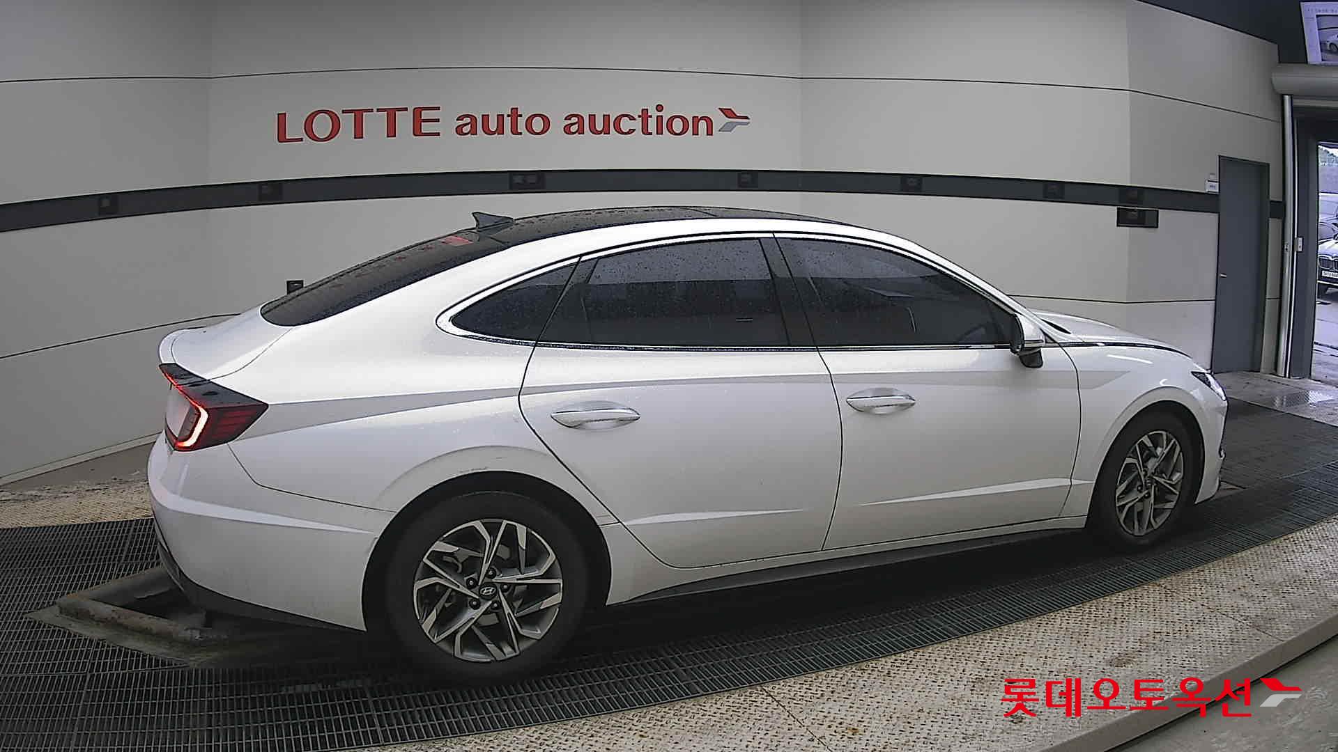 Hyundai Sonata id 3809906 из Кореи 18