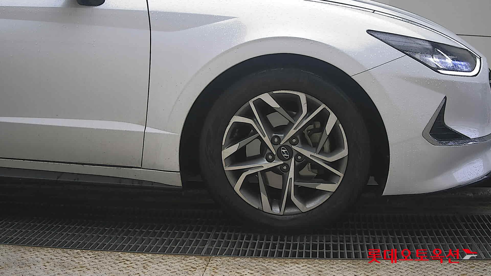 Hyundai Sonata id 3809906 из Кореи 23