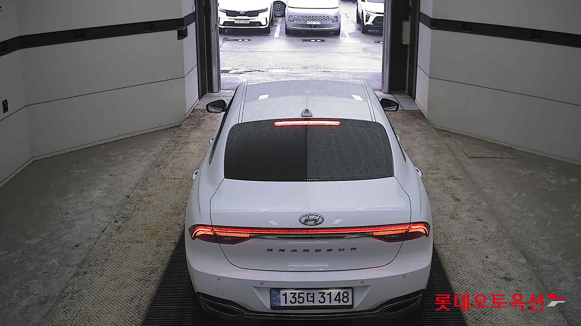 Hyundai Grandeur 2023 Белый из Кореи, фото 5