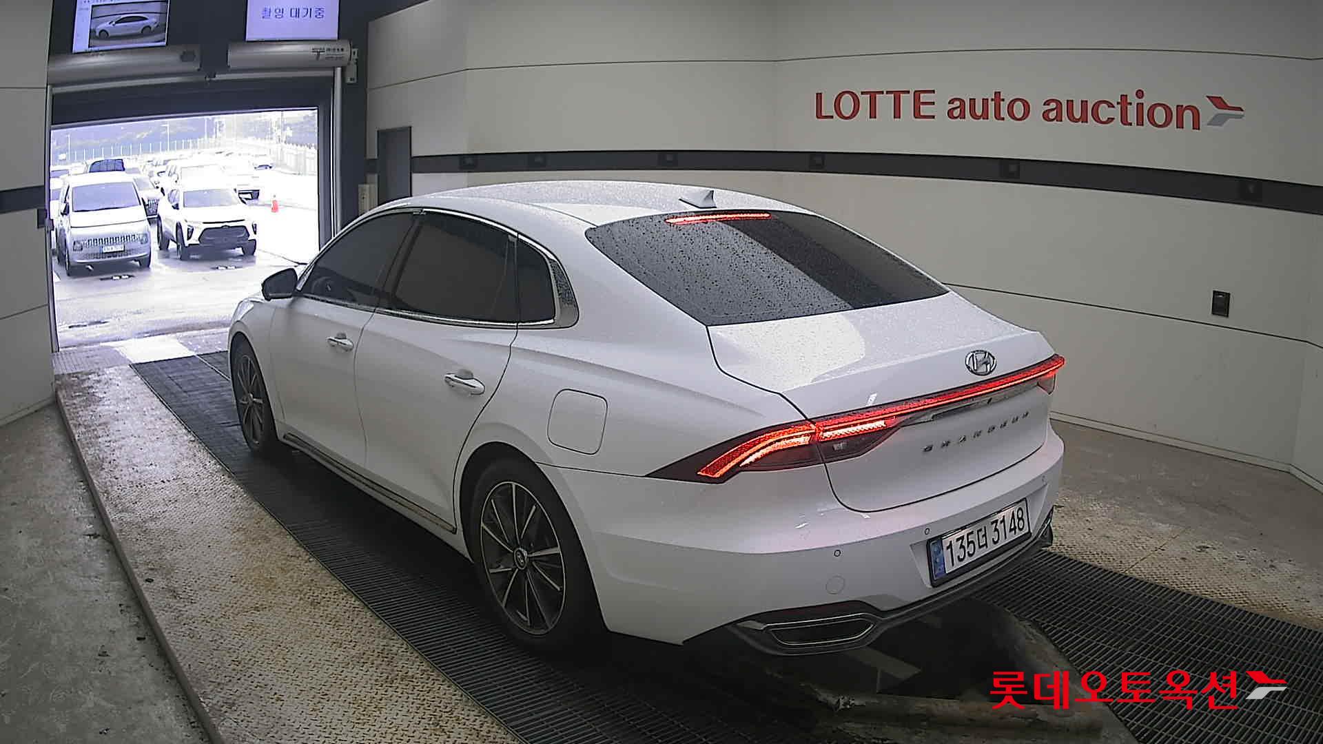 Hyundai Grandeur 2023 Белый из Кореи, фото 6