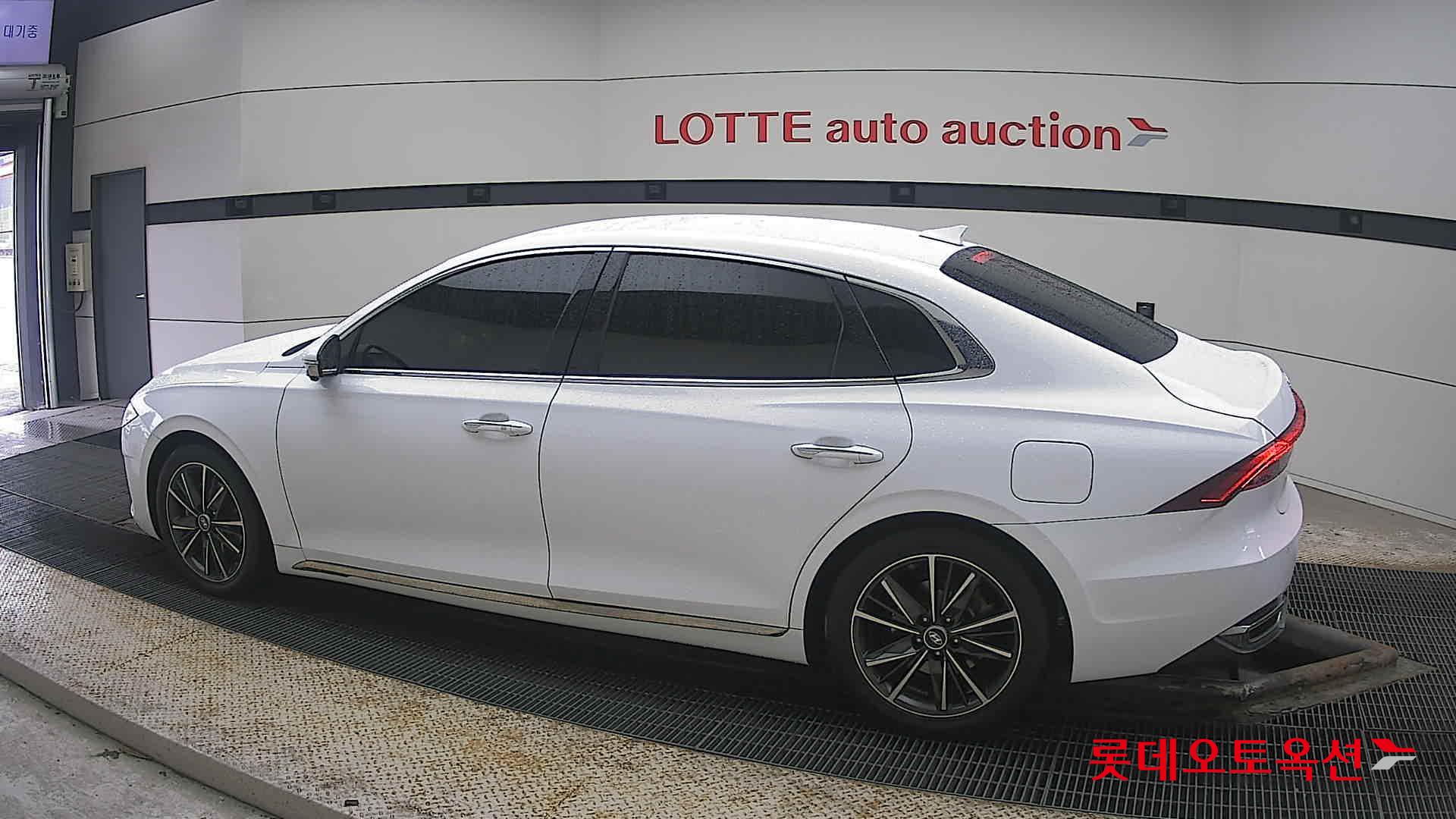 Hyundai Grandeur id 3809869 из Кореи 11