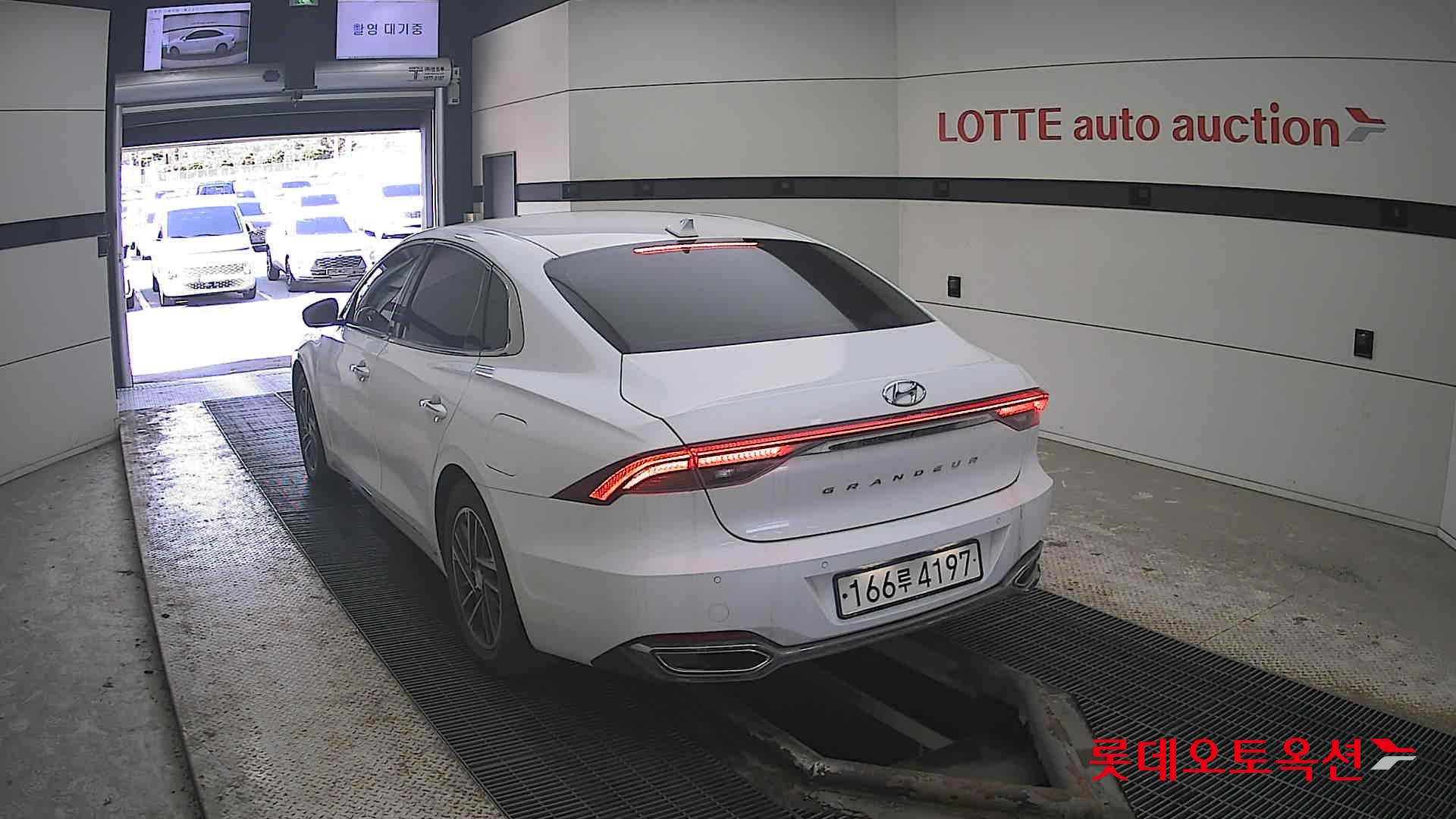 Hyundai Grandeur id 3816438 из Кореи 9