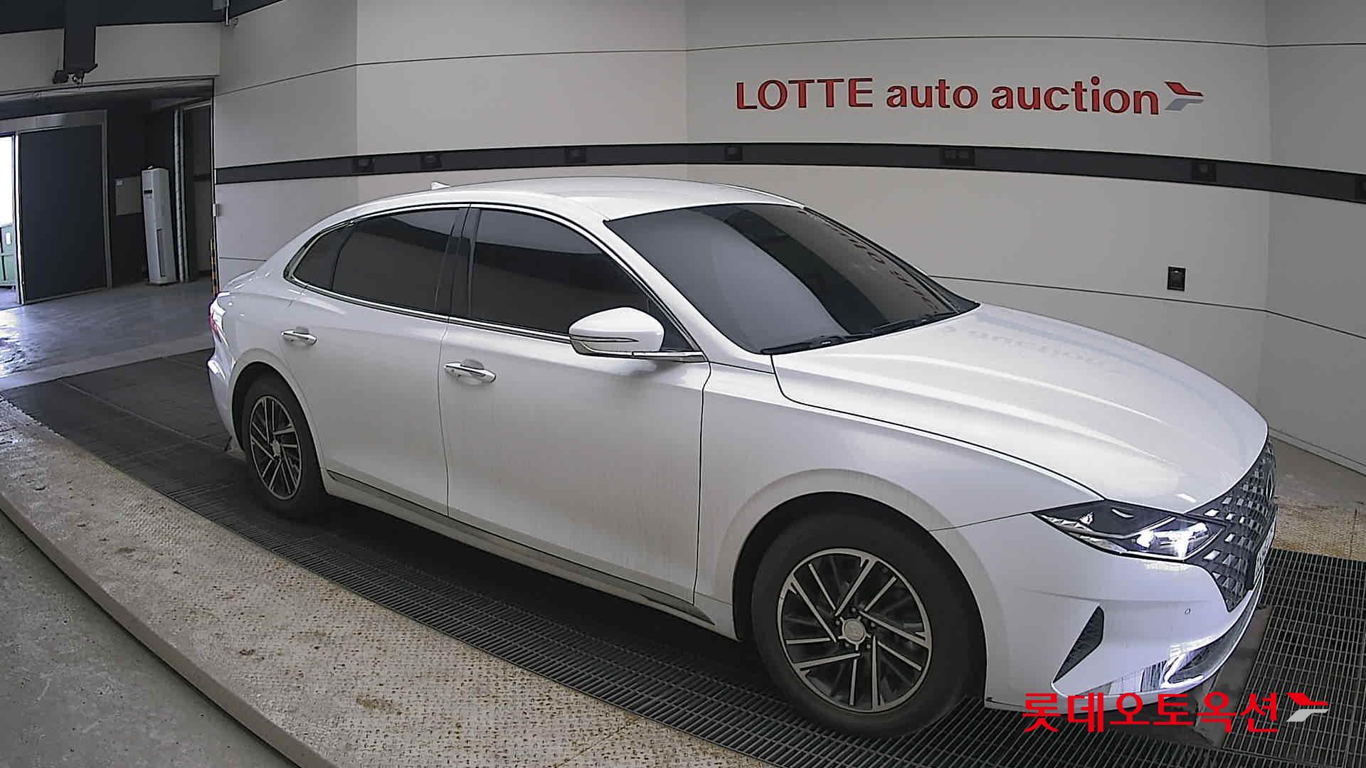 Hyundai Grandeur id 3816438 из Кореи 16