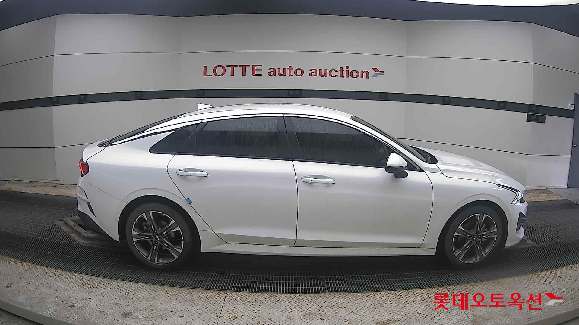 Kia K5 2021 Белый из Кореи, фото 3