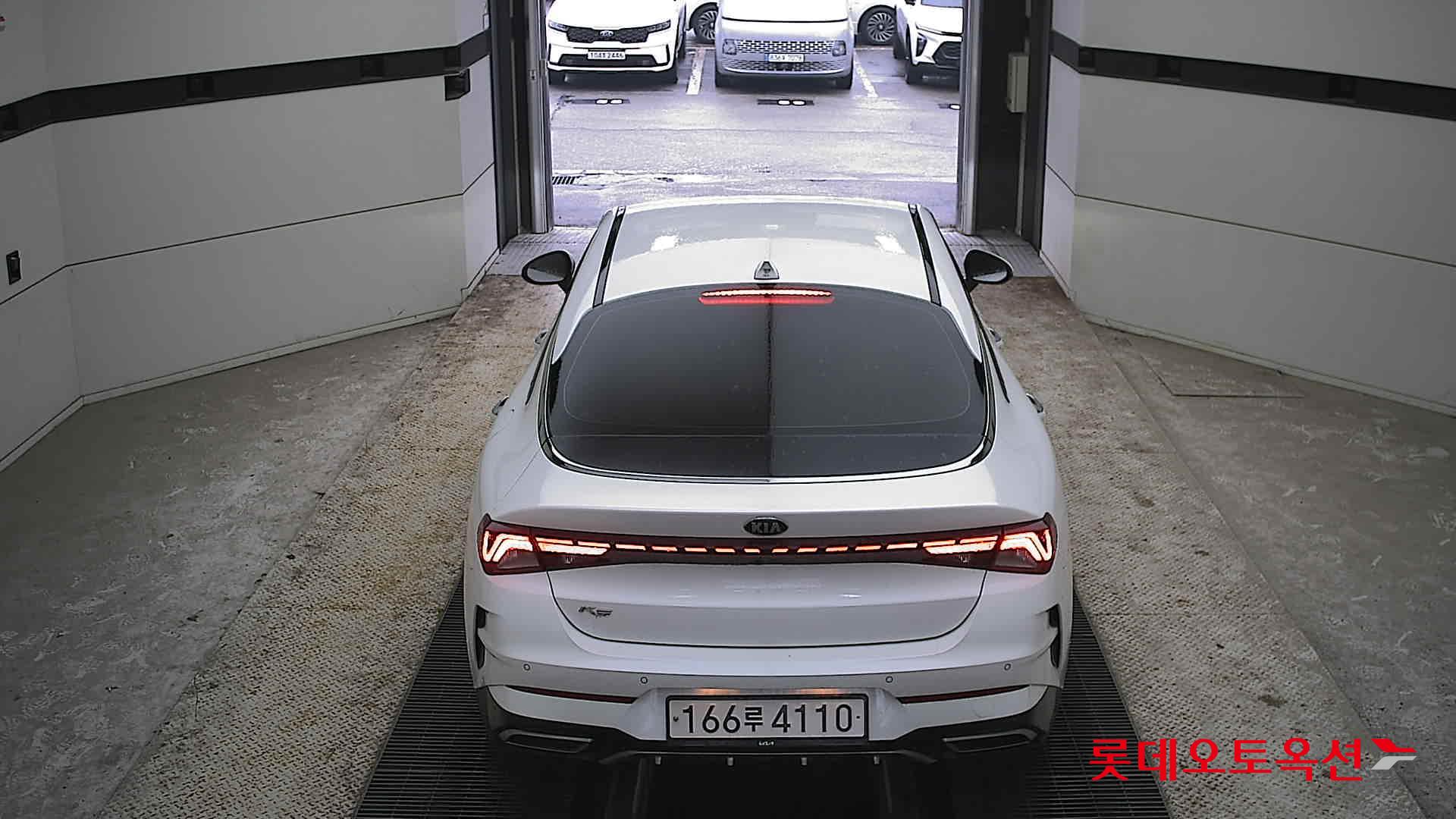 Kia K5 2021 Белый из Кореи, фото 5