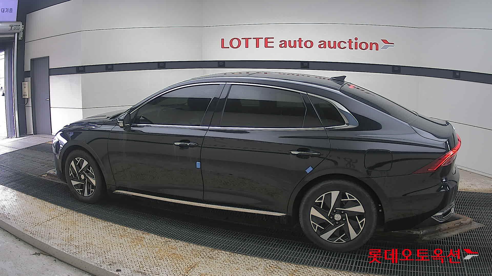 Hyundai Grandeur Hybrid id 3809903 из Кореи 11