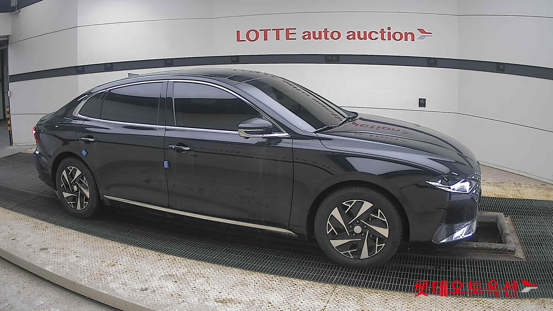 Hyundai Grandeur Hybrid id 3809903 из Кореи 17