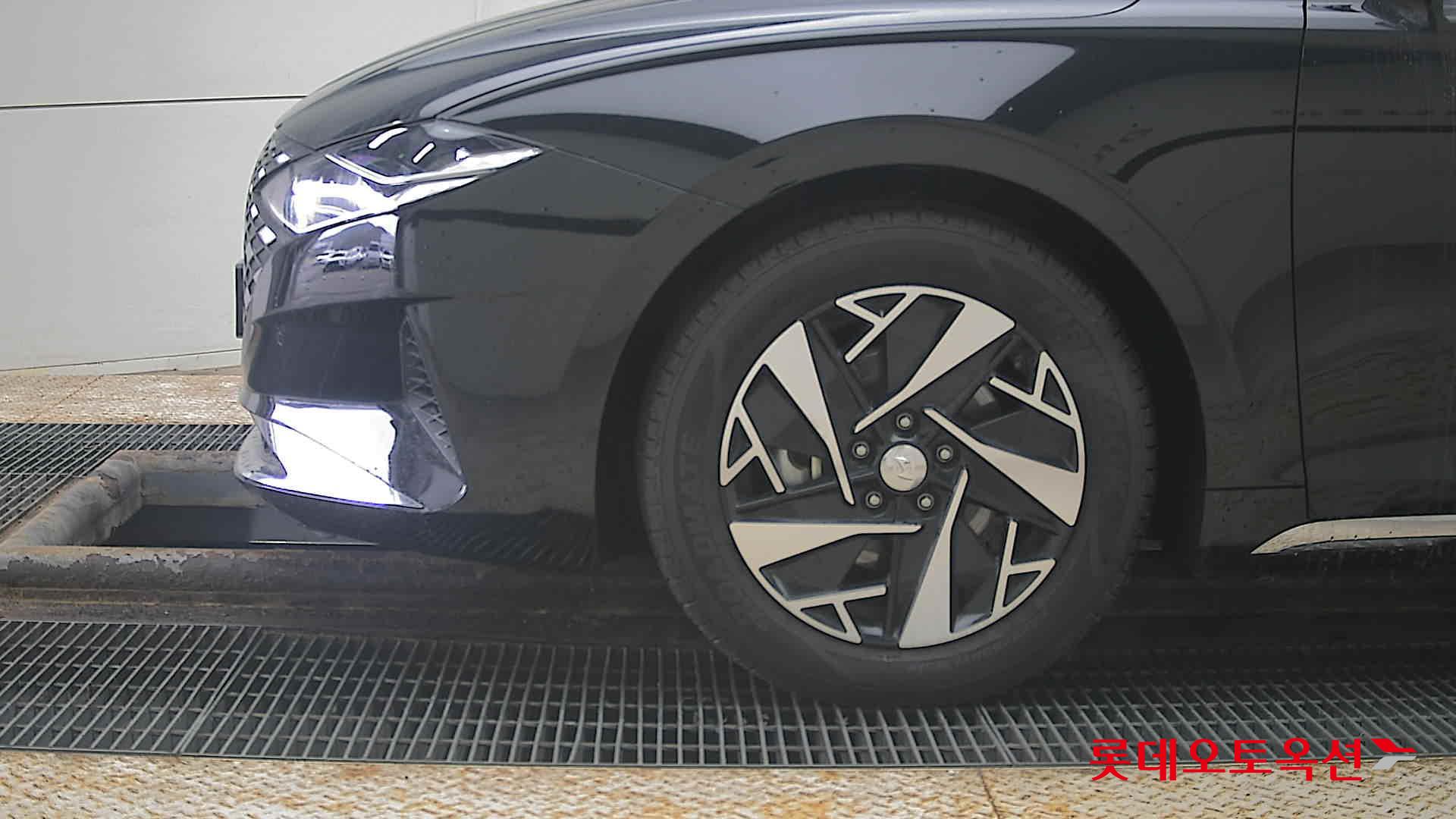 Hyundai Grandeur Hybrid id 3809903 из Кореи 21