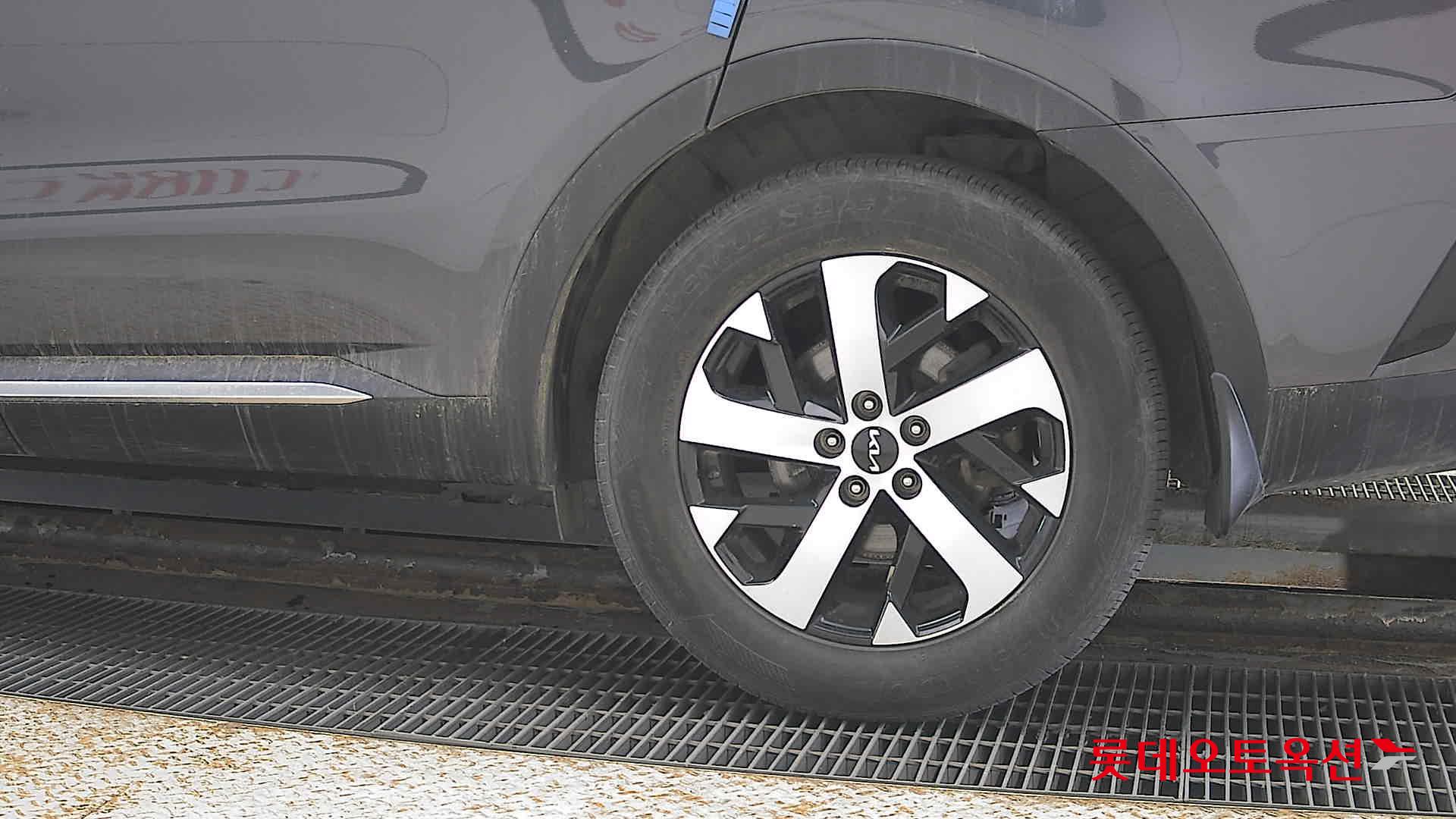 Kia Sorento id 3816449 из Кореи 22