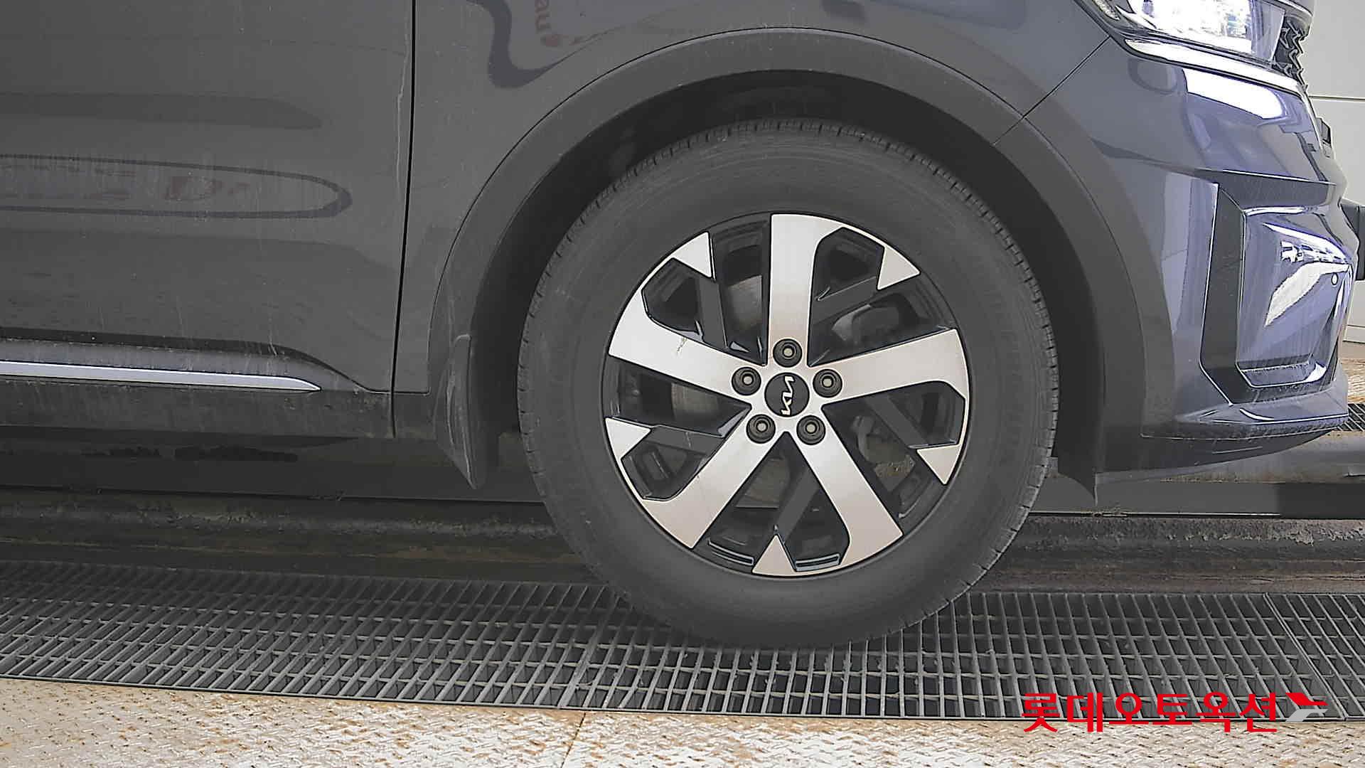 Kia Sorento id 3816449 из Кореи 23