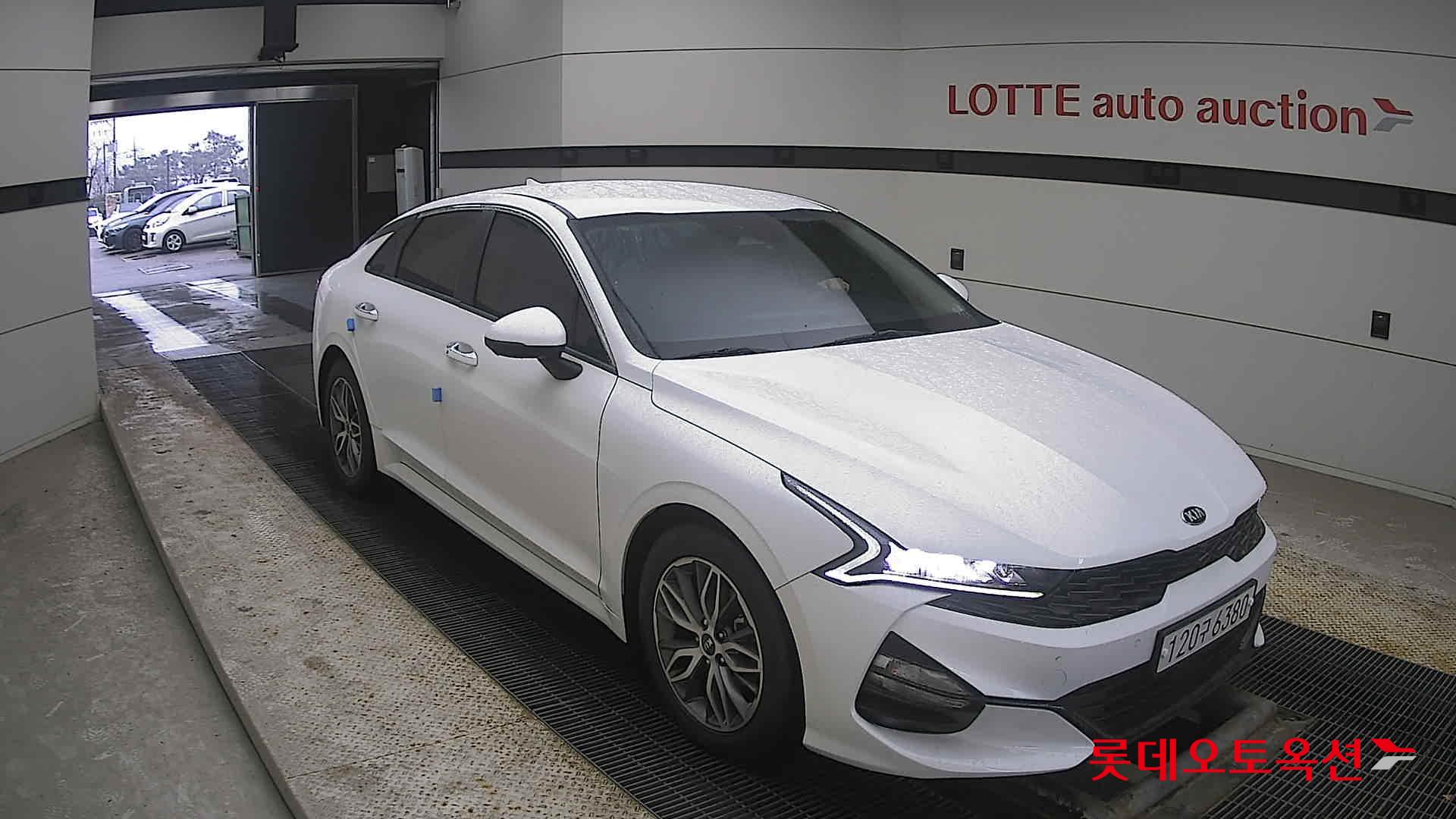 Kia K5 2021 Белый из Кореи, фото 2