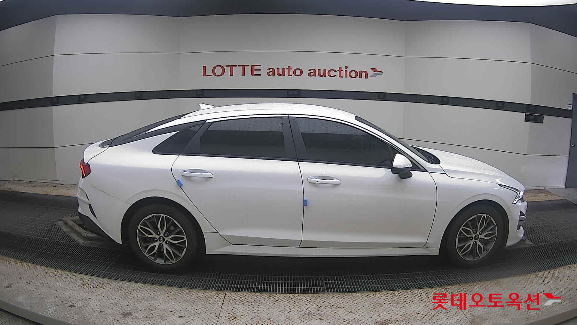 Kia K5 2021 Белый из Кореи, фото 3