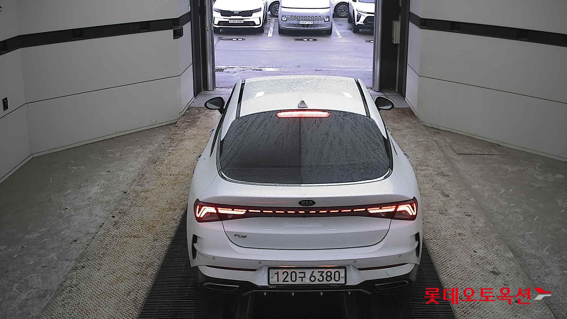 Kia K5 2021 Белый из Кореи, фото 5