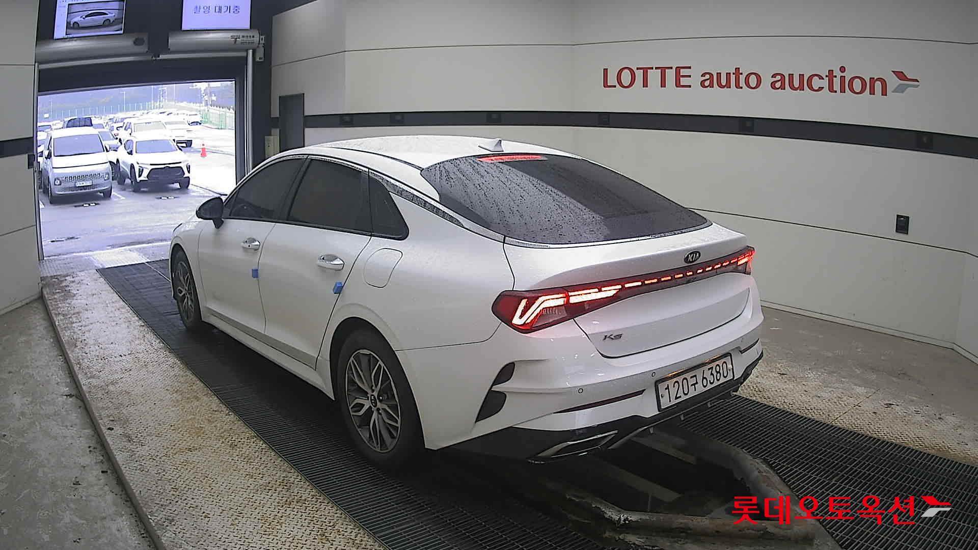 Kia K5 2021 Белый из Кореи, фото 6