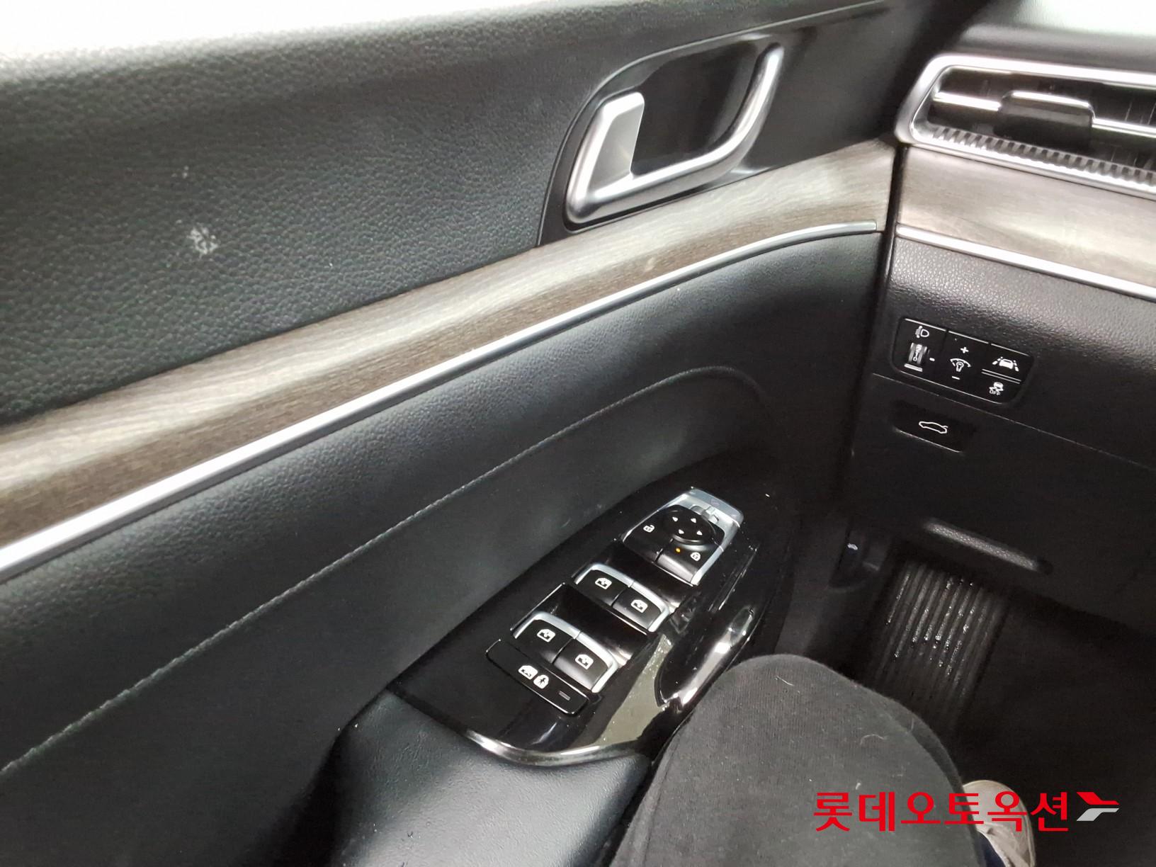 Kia K5 id 3809959 из Кореи 28