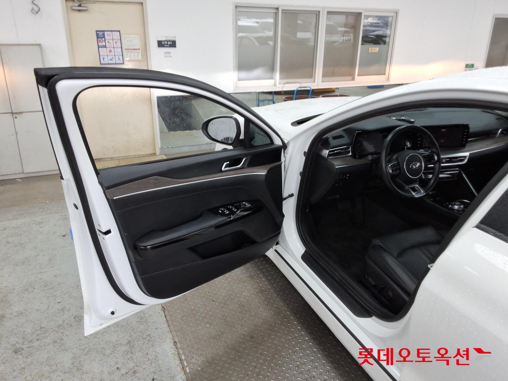 Kia K5 id 3809959 из Кореи 35