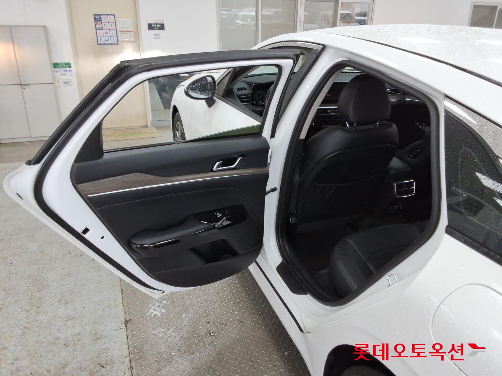 Kia K5 id 3809959 из Кореи 36