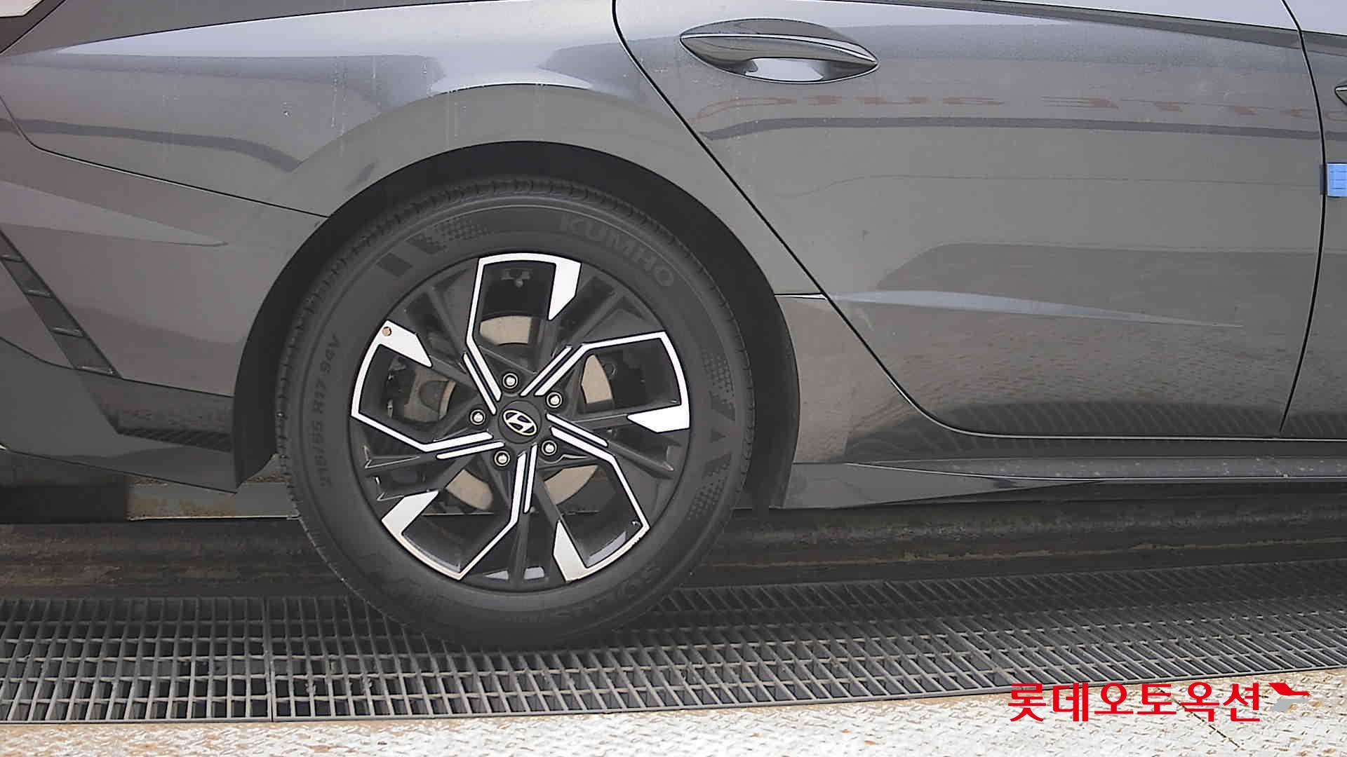 Hyundai Sonata id 3803679 из Кореи 24