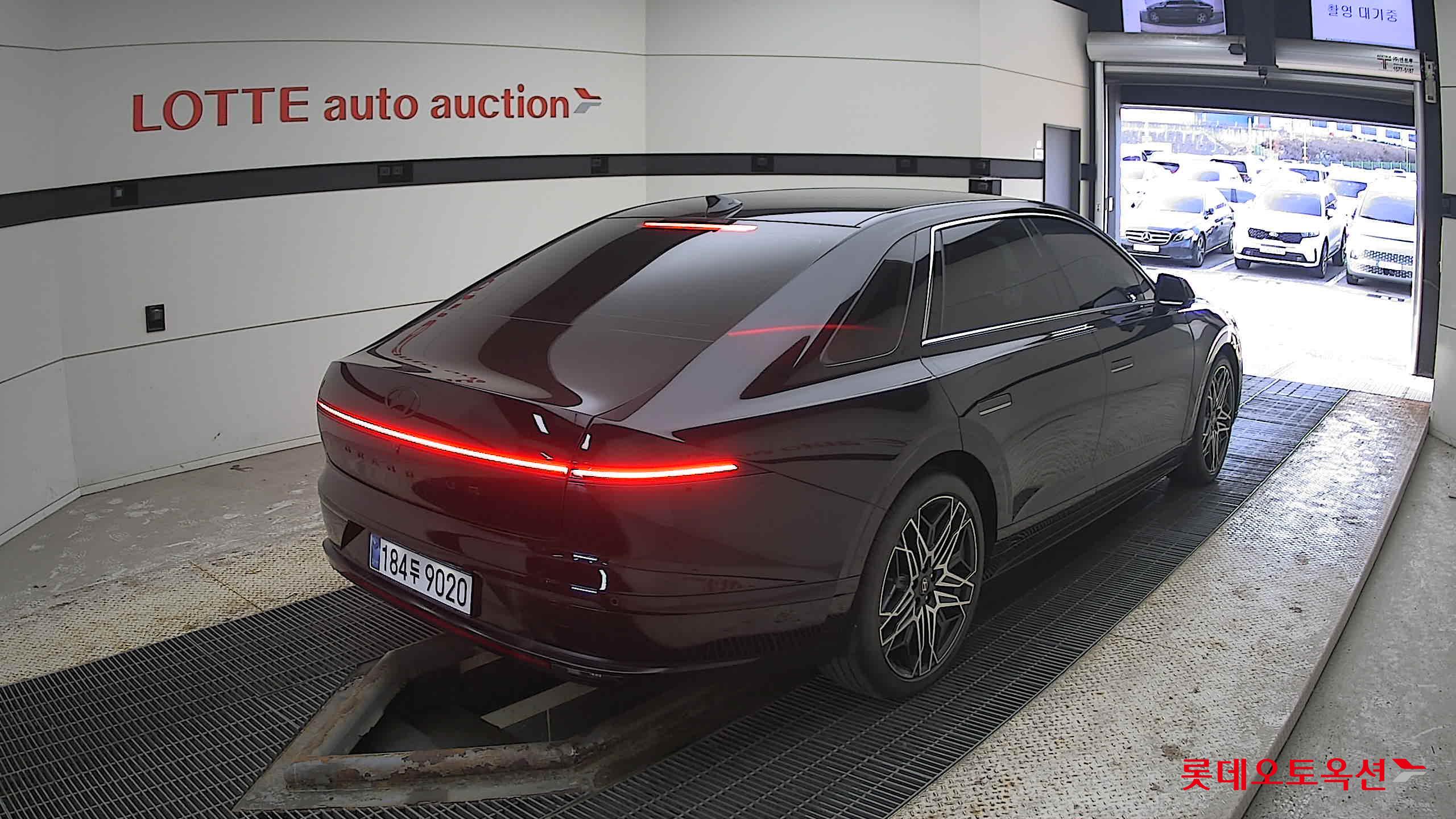 Hyundai Grandeur 2023 Черный из Кореи, фото 4